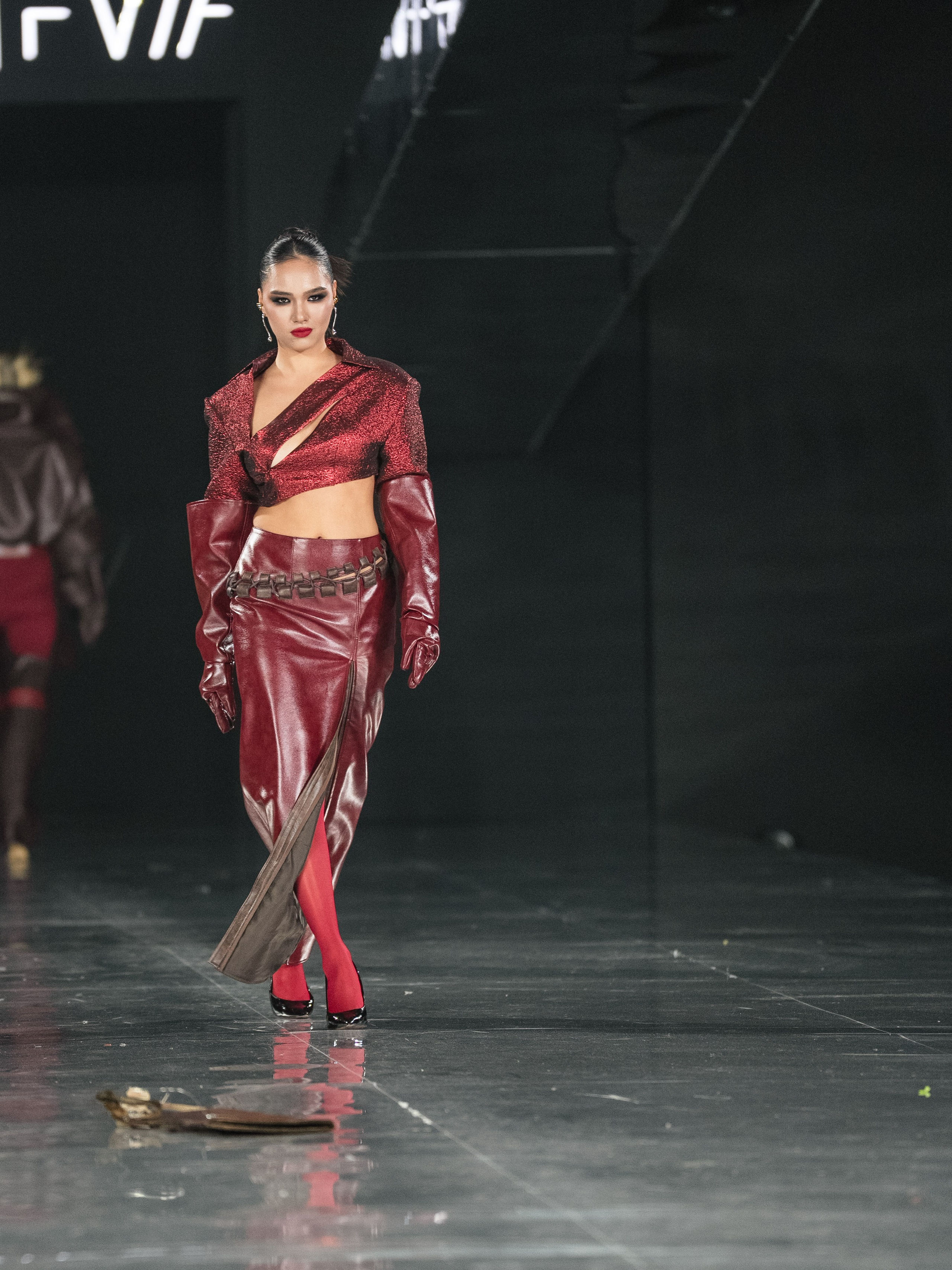 Visa Fashion Week SAKH. Сайт Алматинского НЮ АРТ, будуар и фэшн фотографа Дениса Карпенко
