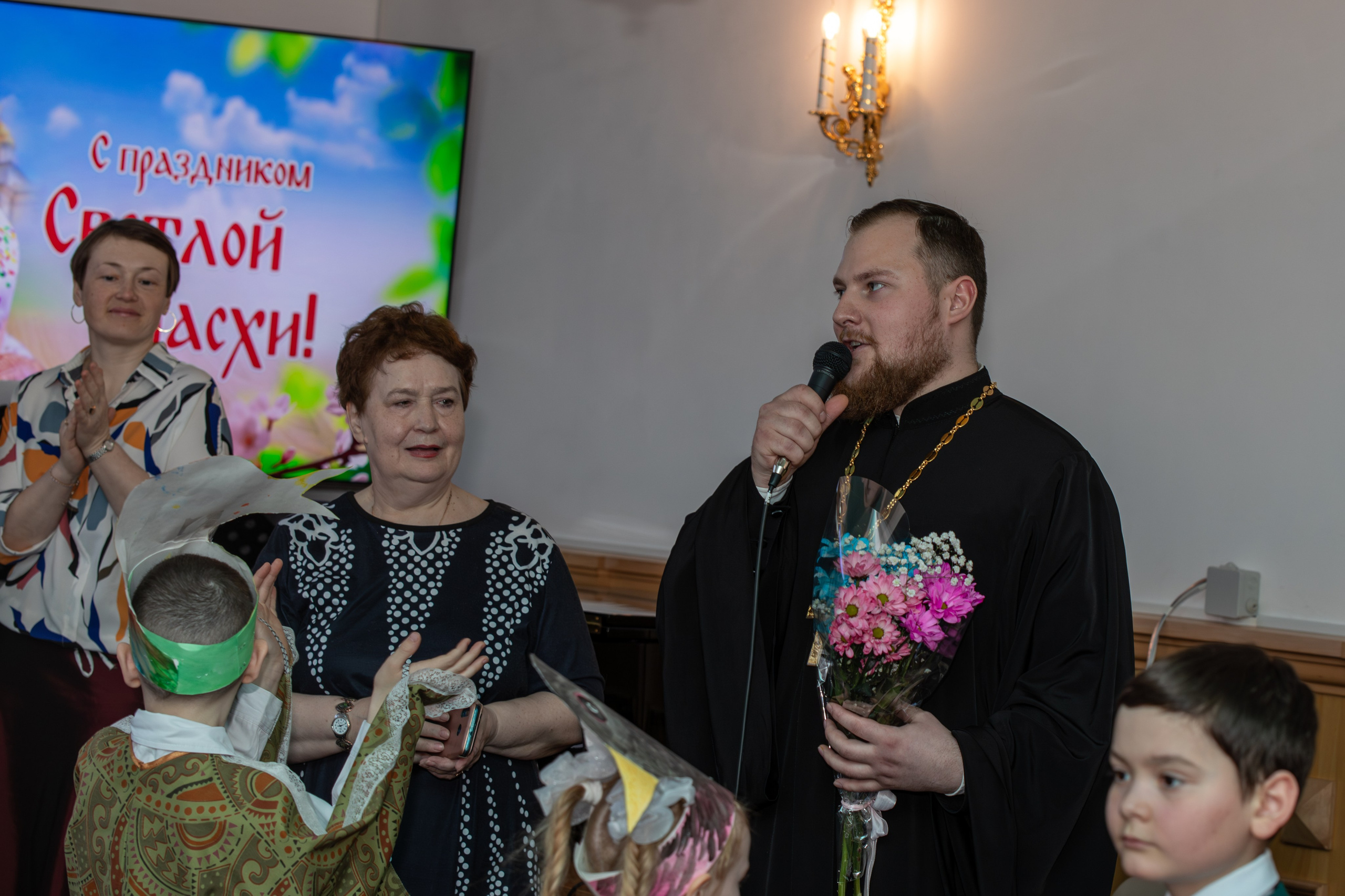 Пасхальный концерт Воскресная школа 2025. Фотограф Таинств Крещение и Венчания г. Магадан Власова Ульяна