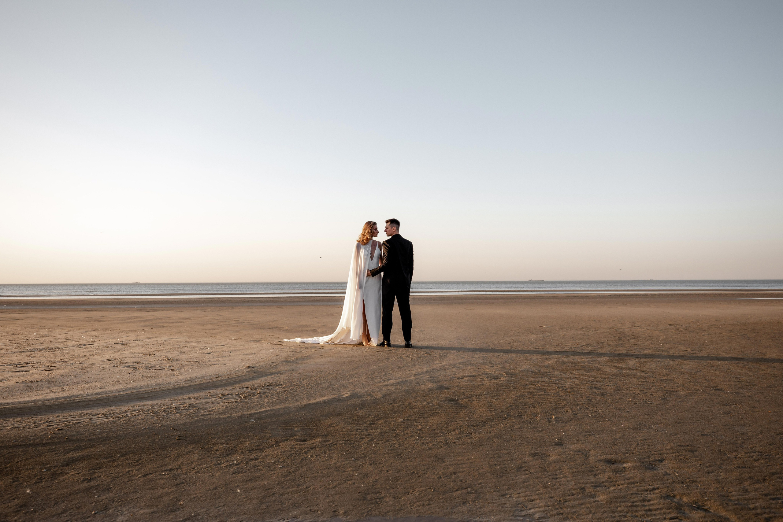 На берегу моря. Свадебный фотограф в Москве Топтыгин Иван