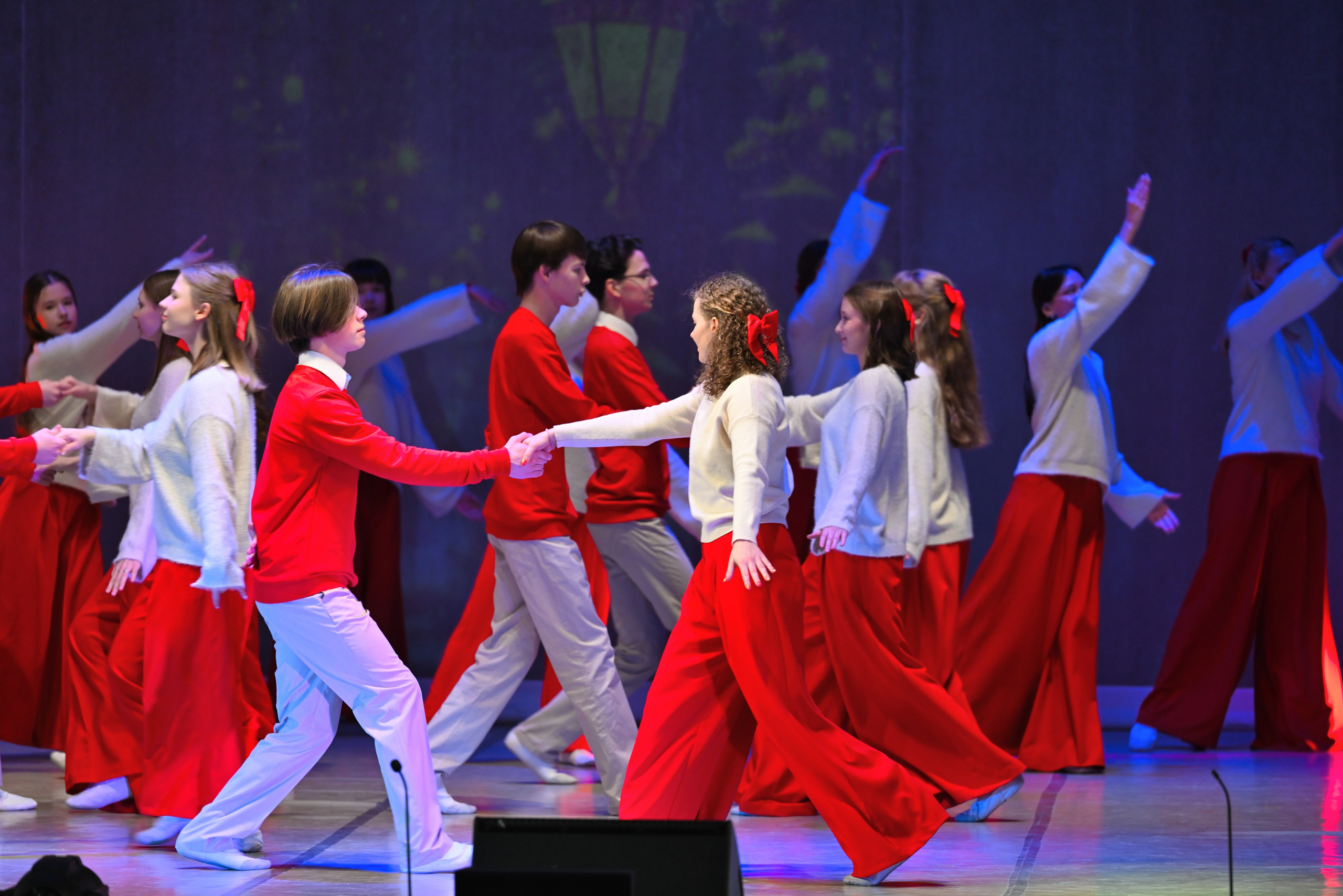 2025-12-19 Танцы ДК. Снежинск фото Андрианов