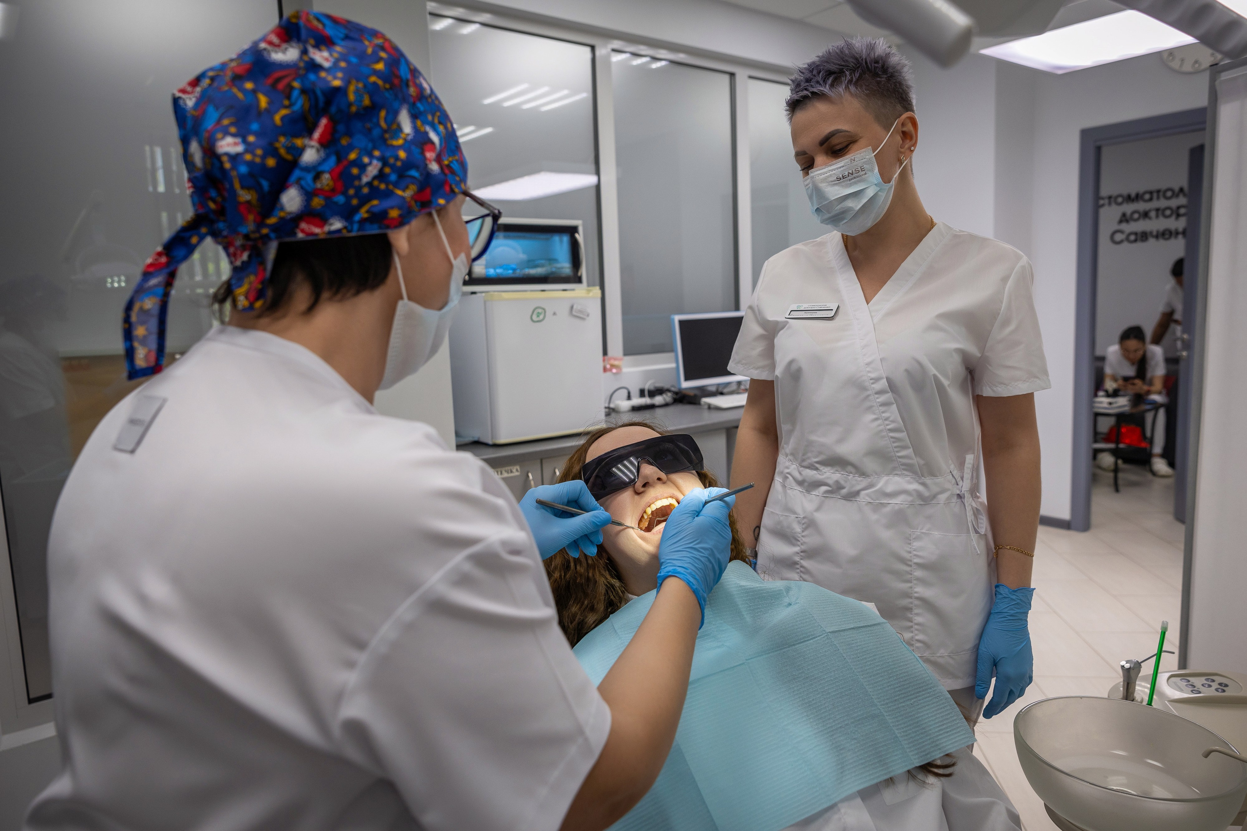 Съемка контента для стоматологии, фото сотрудников, интерьер. Свадебная, репортажная и бизнес съёмка в Ростове-на-Дону