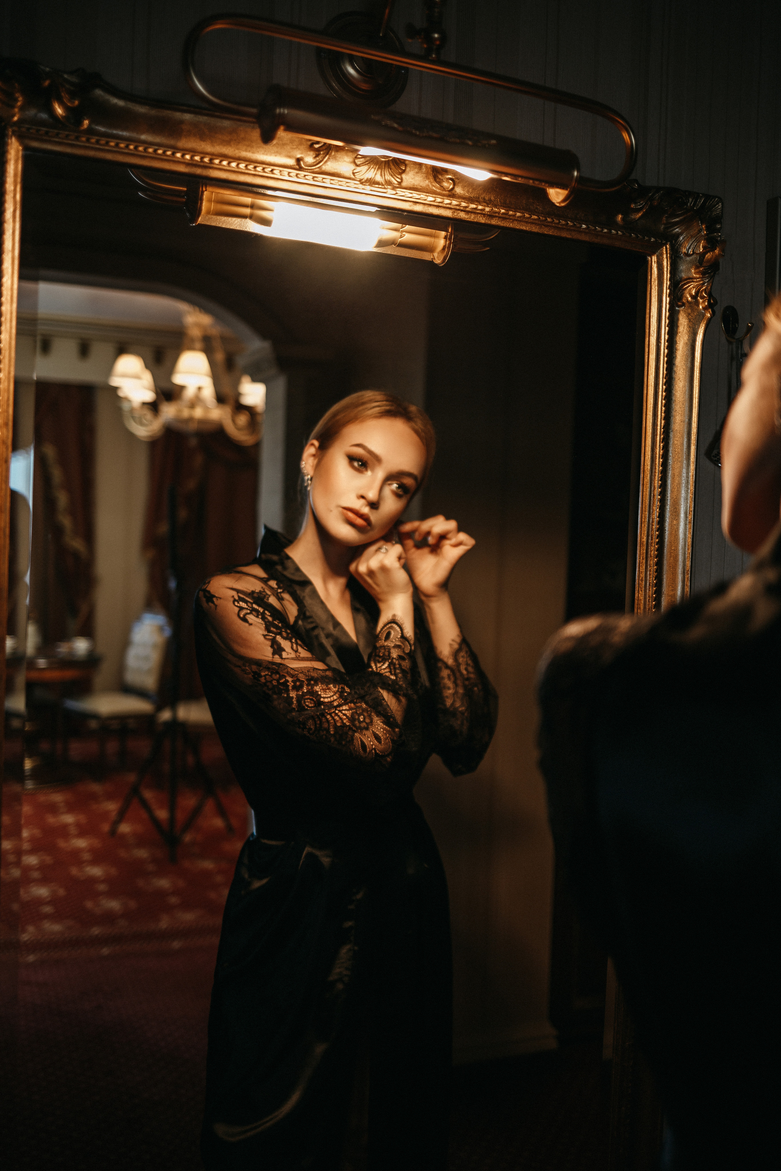 Фотосъёмка в номере отеля. Фотограф в Орле Еленина Галина. Женский и детский портрет