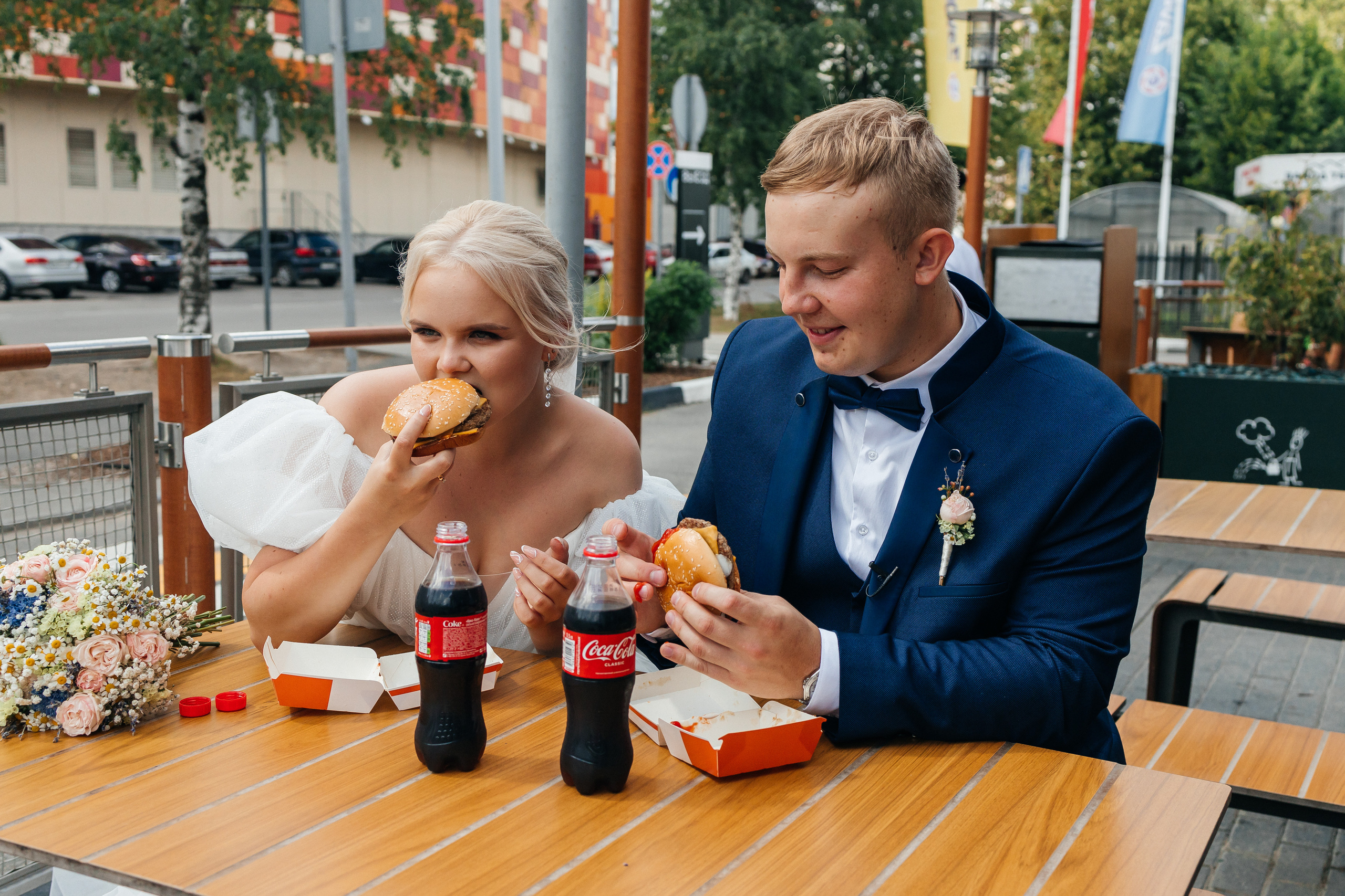 Роскошная свадебная церемония в самом центре города. Олег Сверчков | Свадебный фотограф Вологда