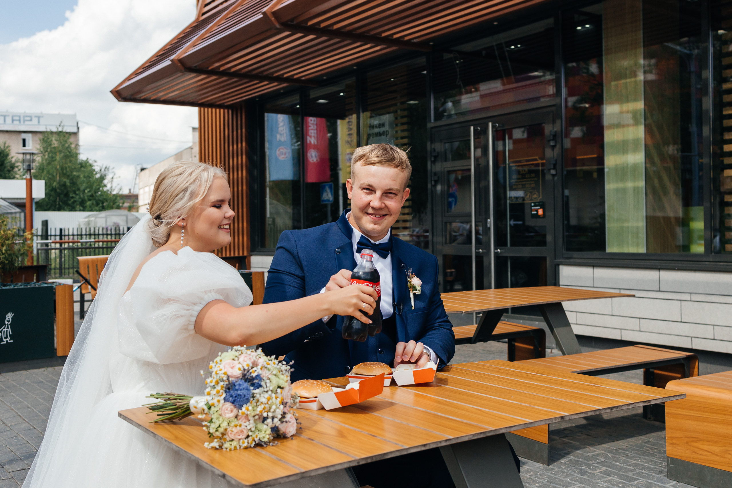 Роскошная свадебная церемония в самом центре города. Олег Сверчков | Свадебный фотограф Вологда