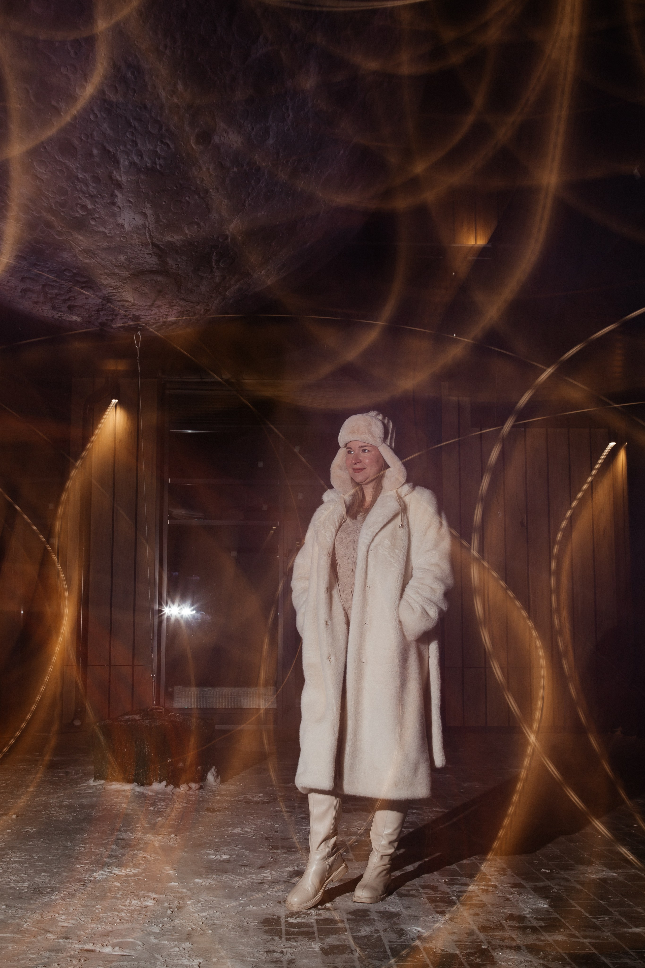 Зимняя прогулка к луне. Фотограф в Иркутске Анастасия Кись. Студийная фотосессия беременности в тканях Иркутск. Семейная фотосессия, ПОРТРЕТ «ПОКОЛЕНИЕ»