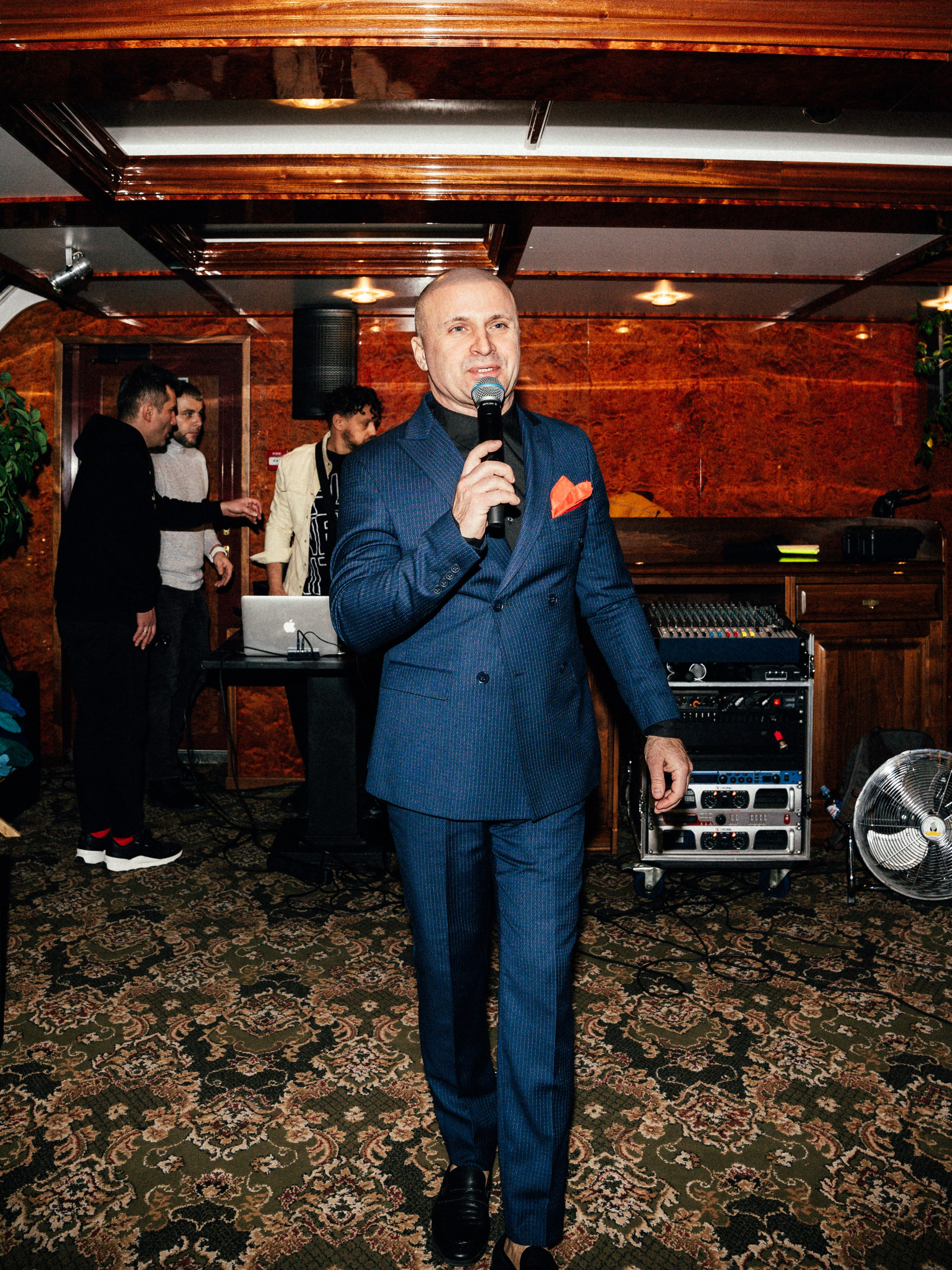 Корпоратив Erwin Река. Портретный и репортажный фотограф