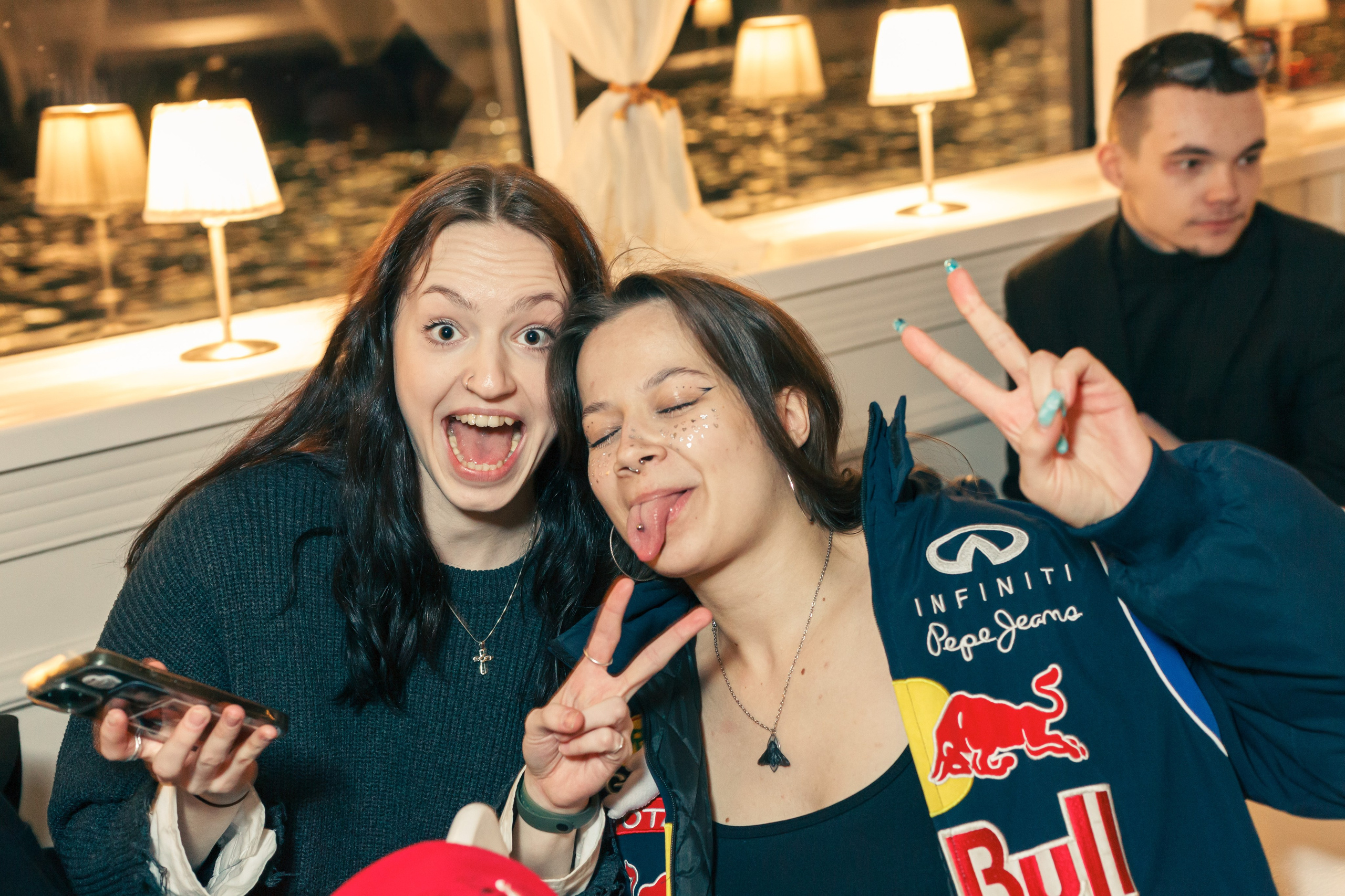 Зеркало ночного города. Фотограф в Санкт — Петербурге Валерий Гаухман