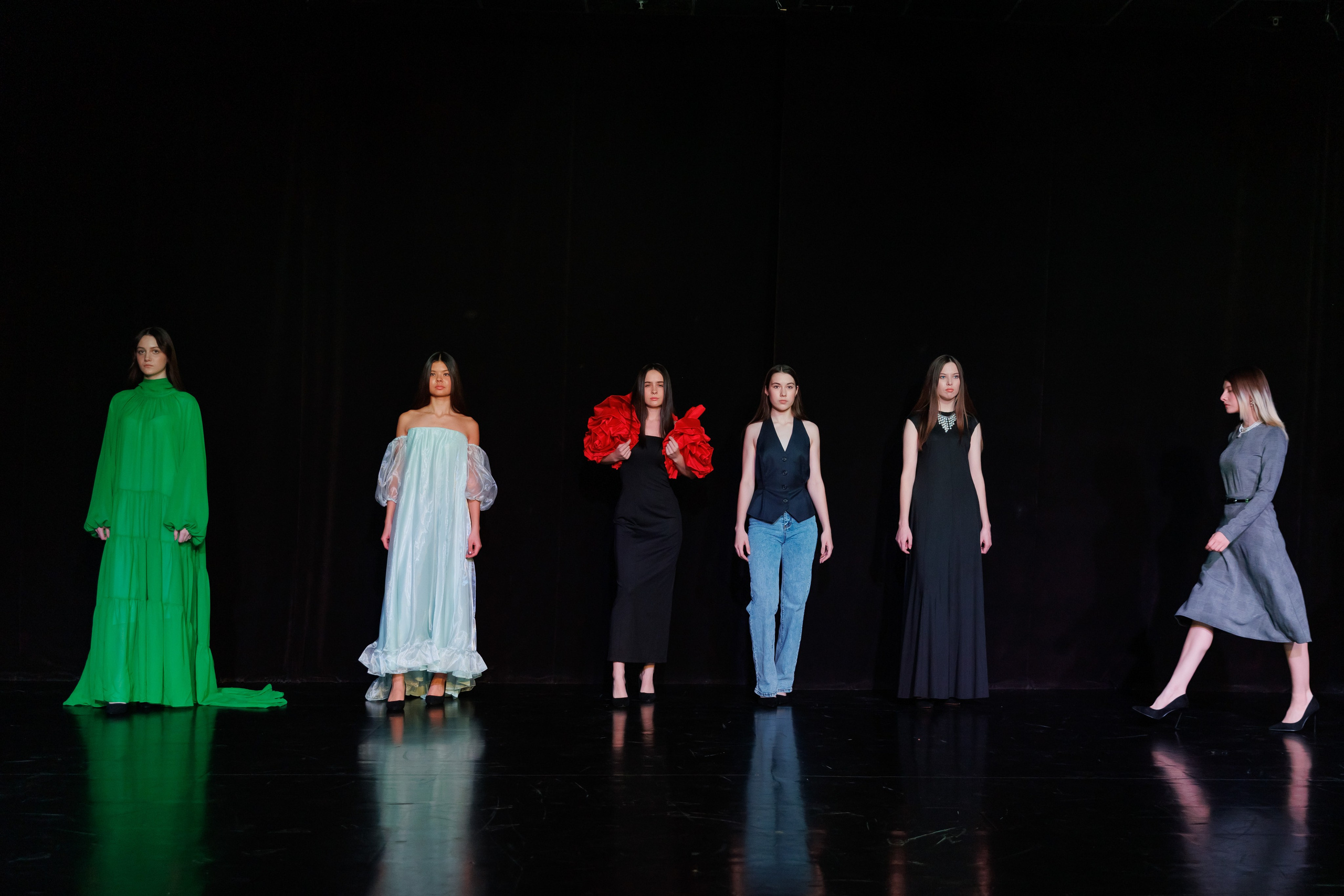 Показ коллекций Новосибирских дизайнеров для Fly Production. Фотограф Новосибирск — Наталья Гресь
