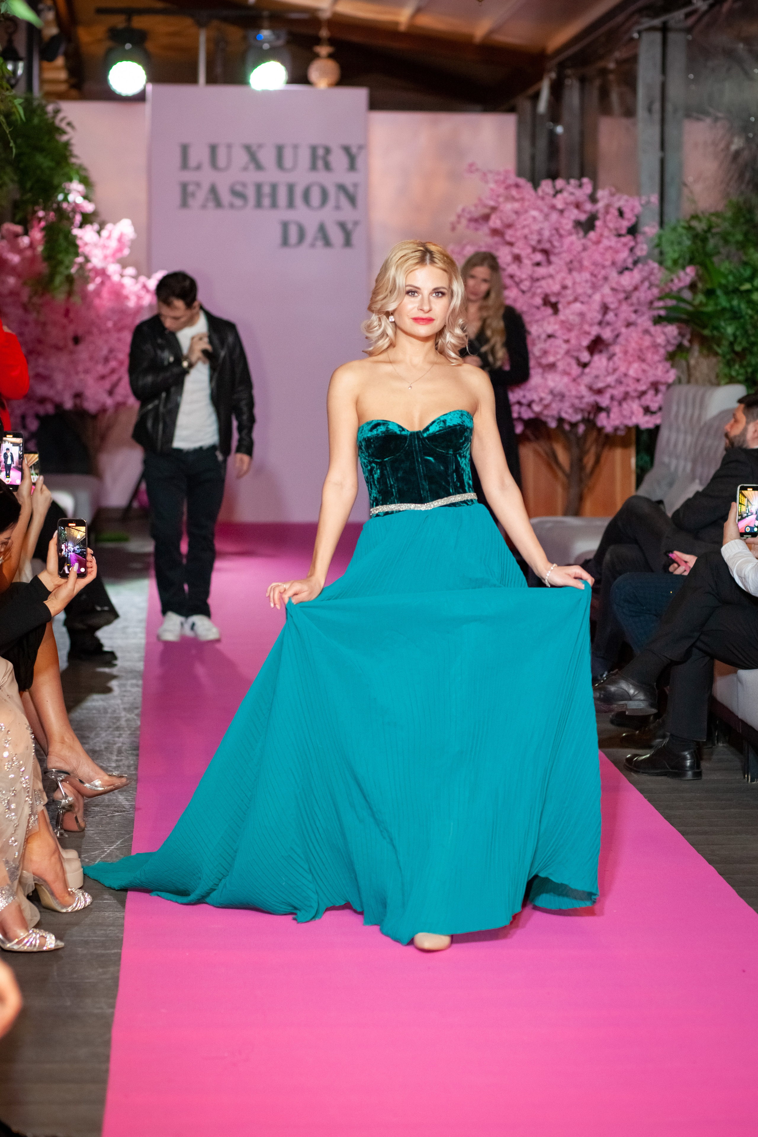 Репортаж ТОП 100 красивых и успешных женщин России 2023