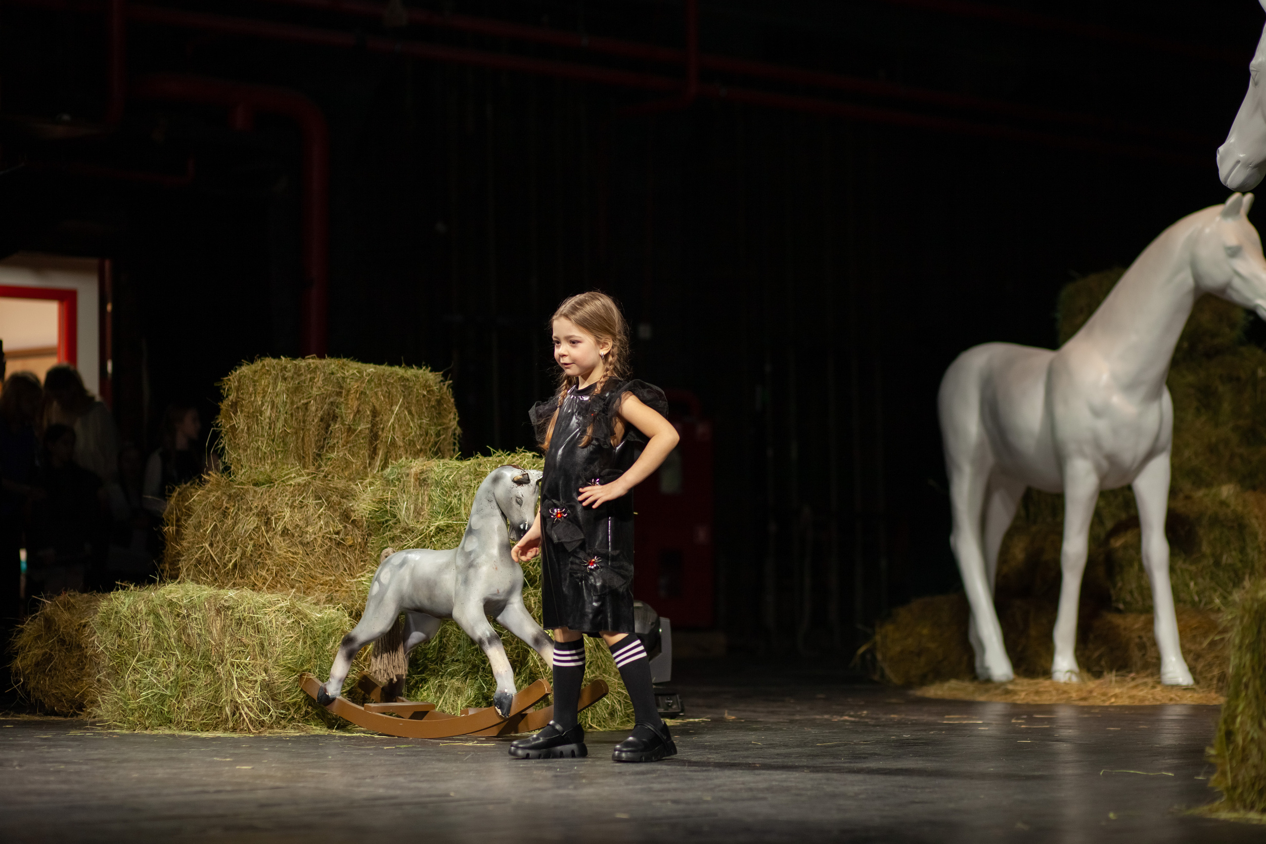 MagicFashionWeek — показ дизайнера Елены Мурзиной