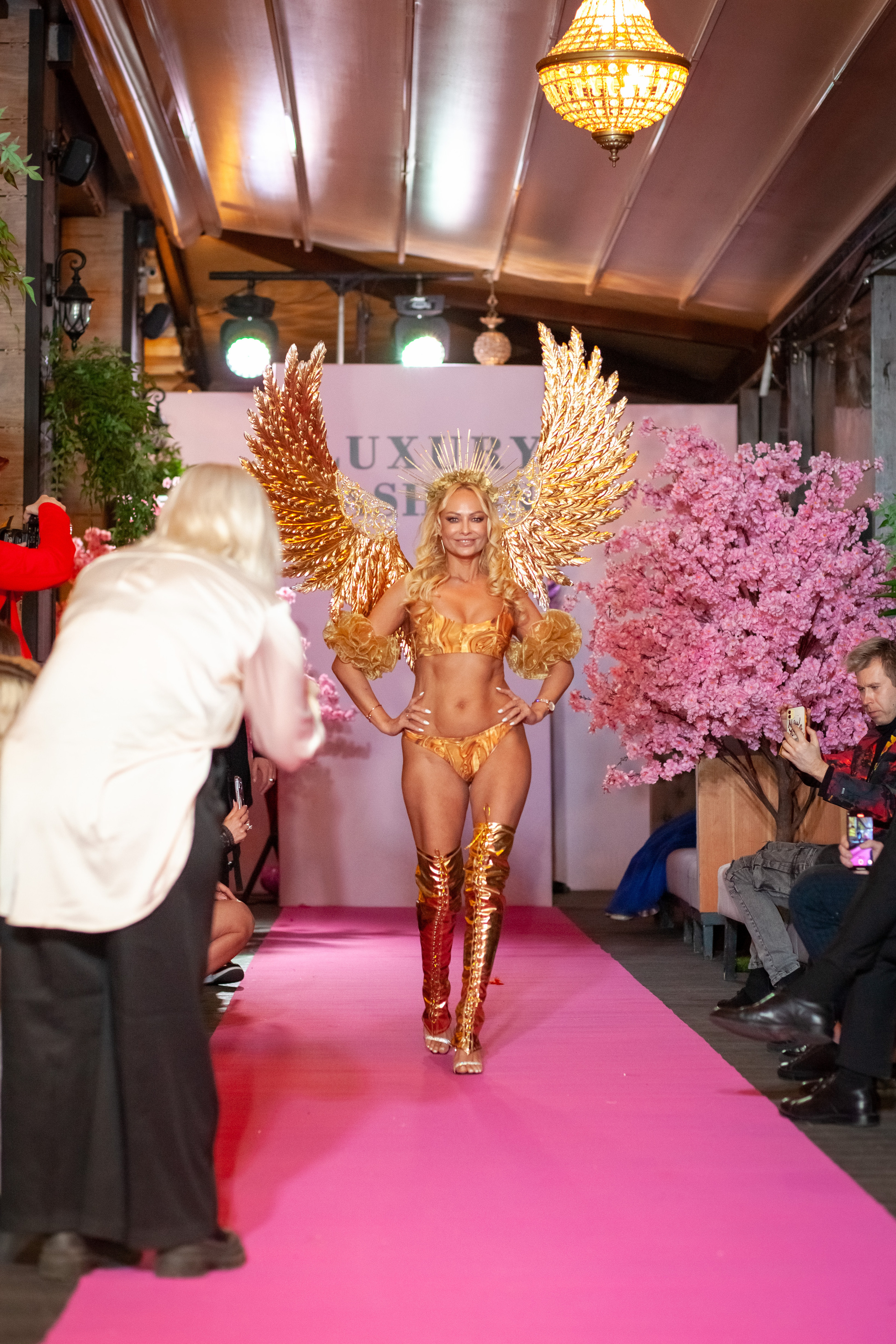 Репортаж ТОП 100 красивых и успешных женщин России 2023