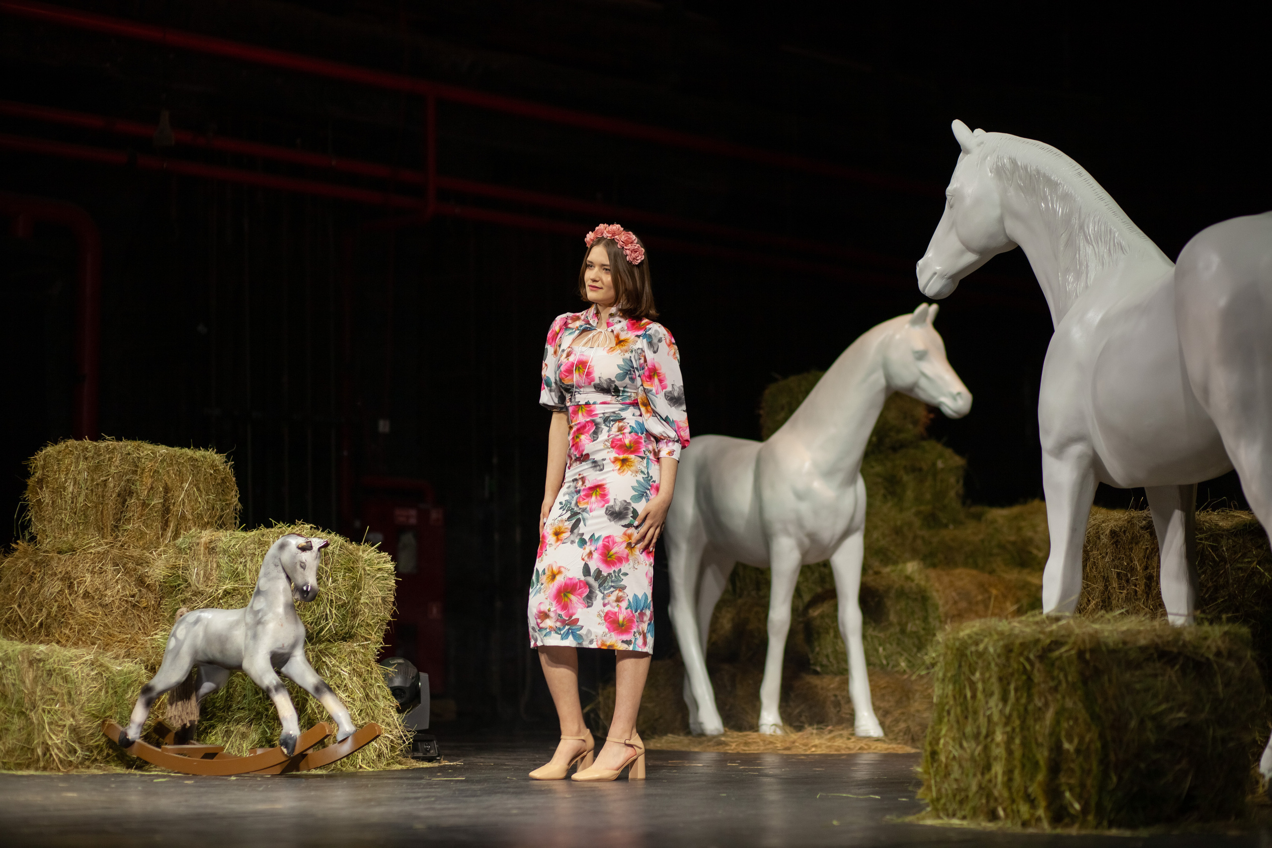 AgicFashionWeek — коллекция «Я в Париже» дизайнера Janavesna