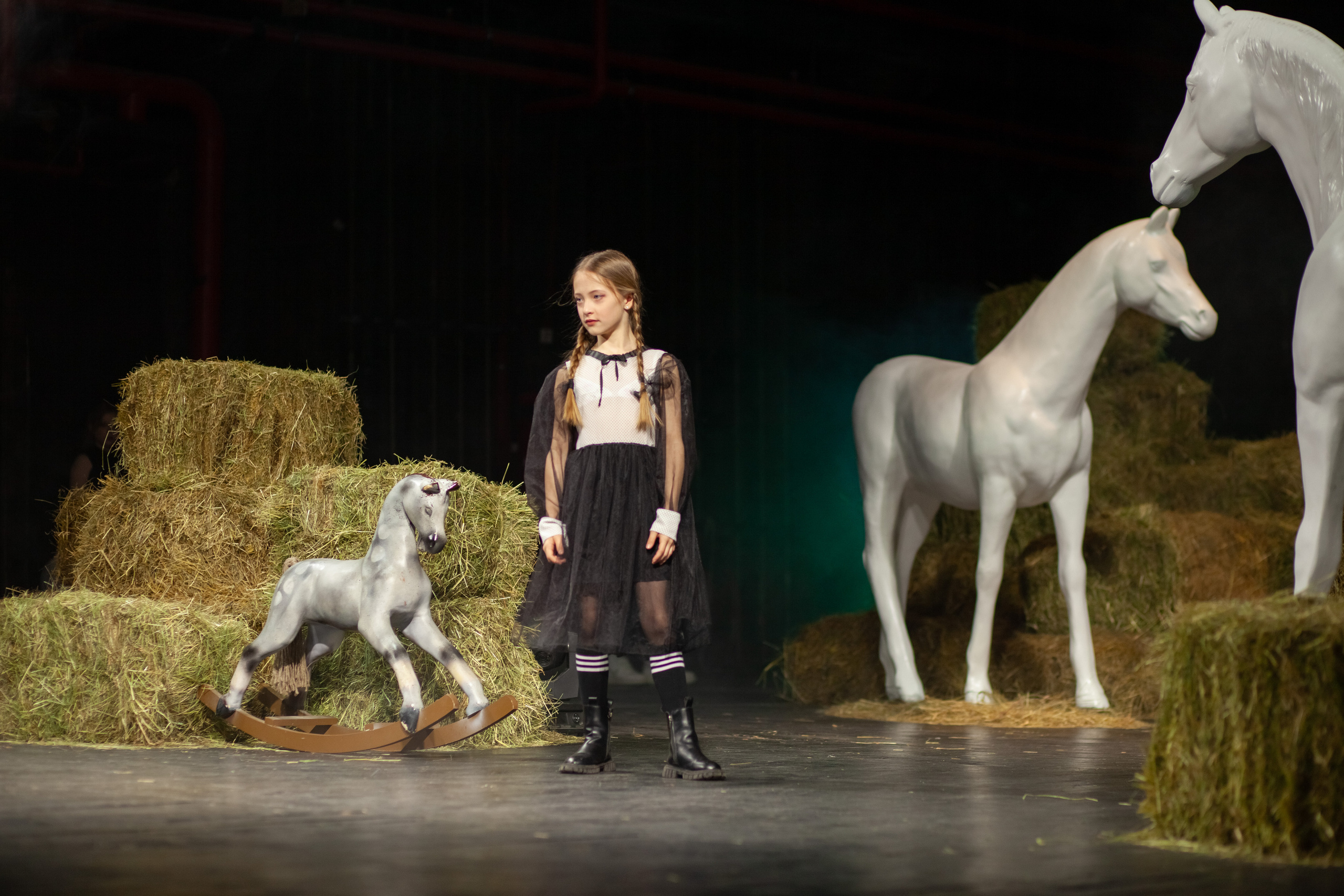 MagicFashionWeek — показ дизайнера Елены Мурзиной