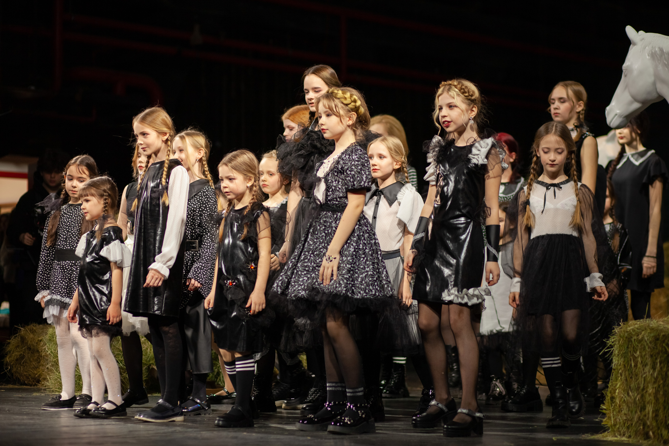 MagicFashionWeek — показ дизайнера Елены Мурзиной