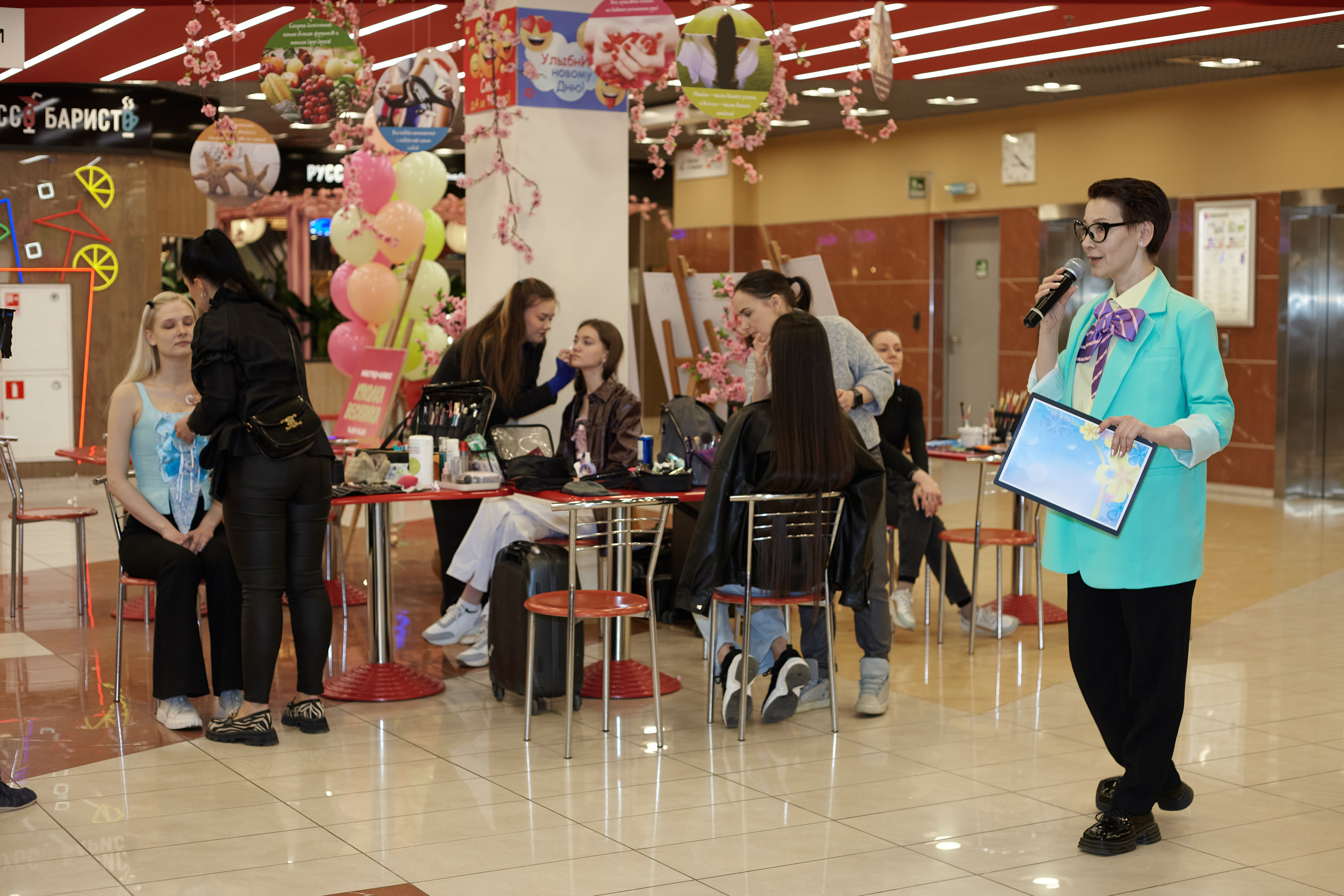 Репортаж выставки арт-визажиста Марины Янгильдиной