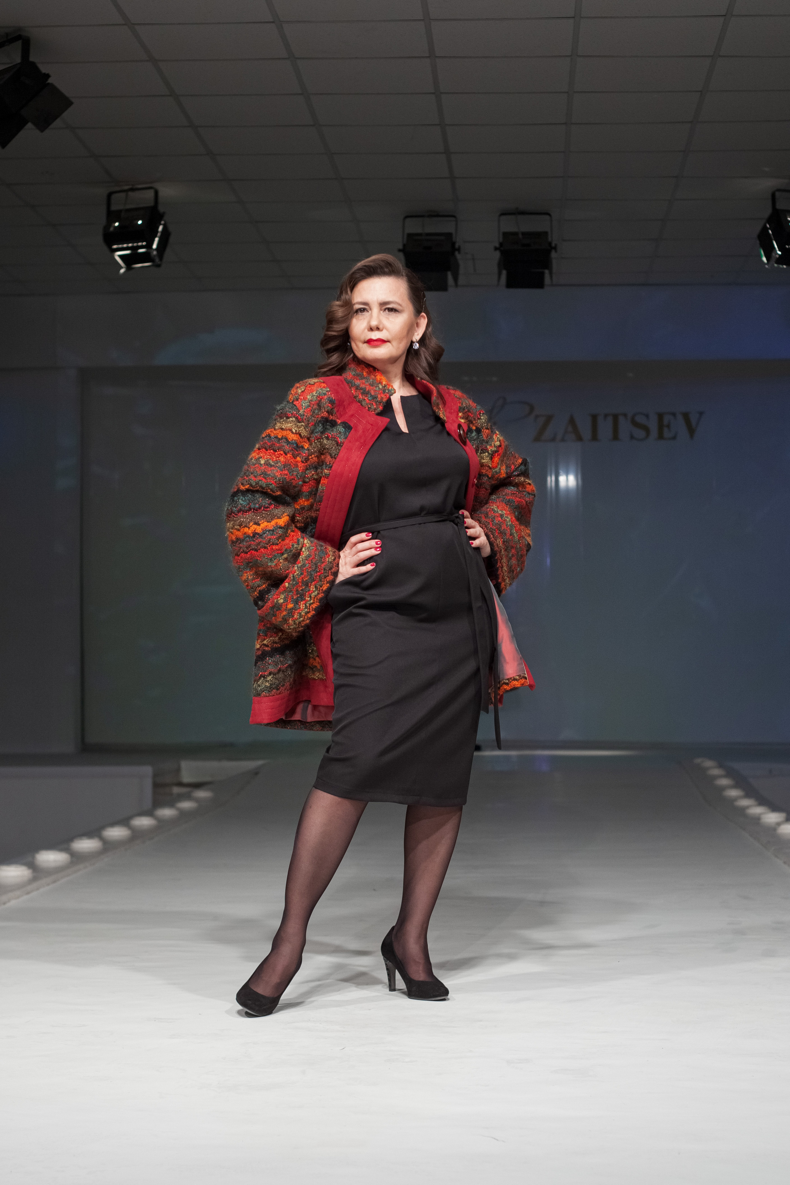 Выпускной показ моделей в Доме моды Вячеслава Зайцева