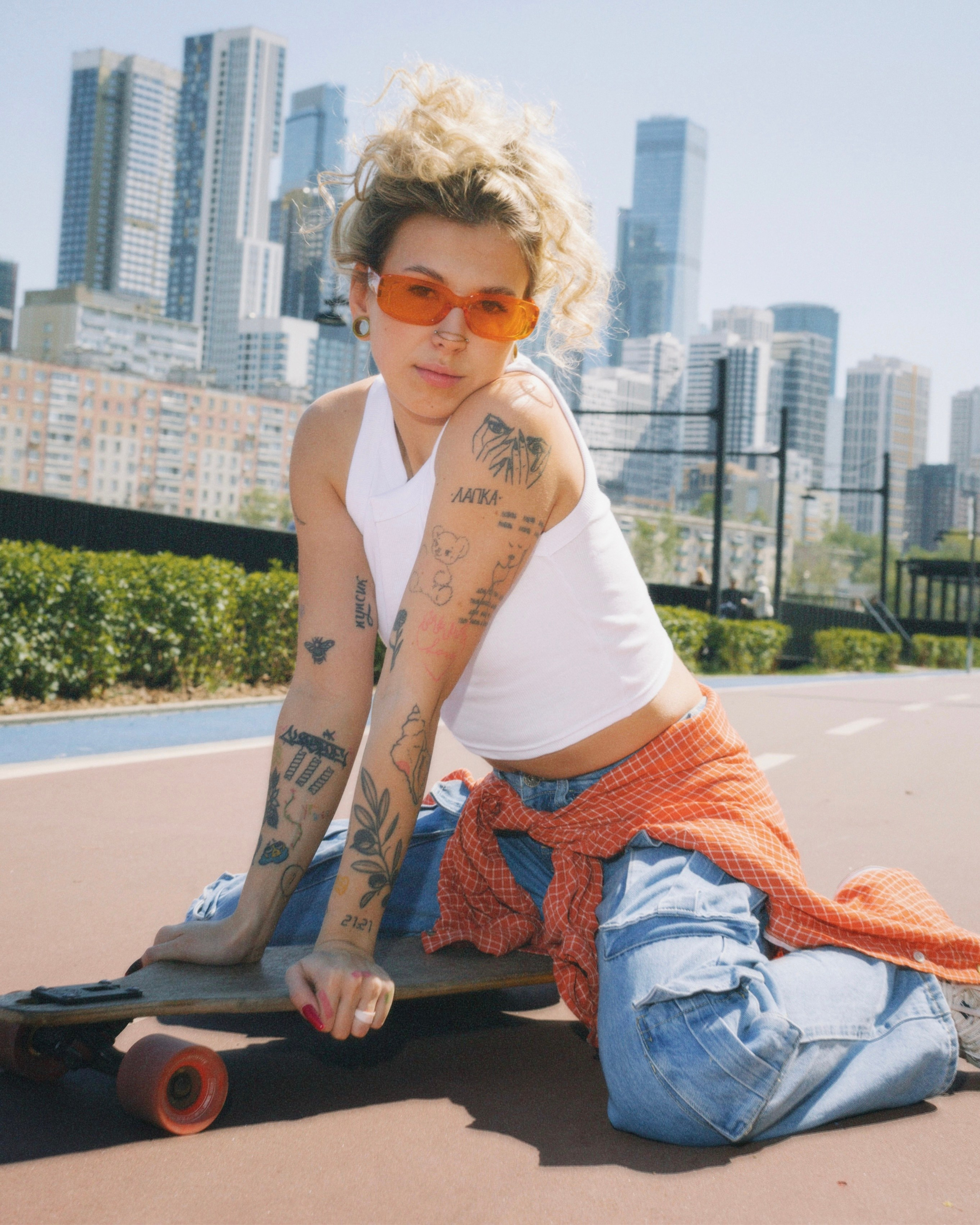 Maybee на лонгборде. Главная