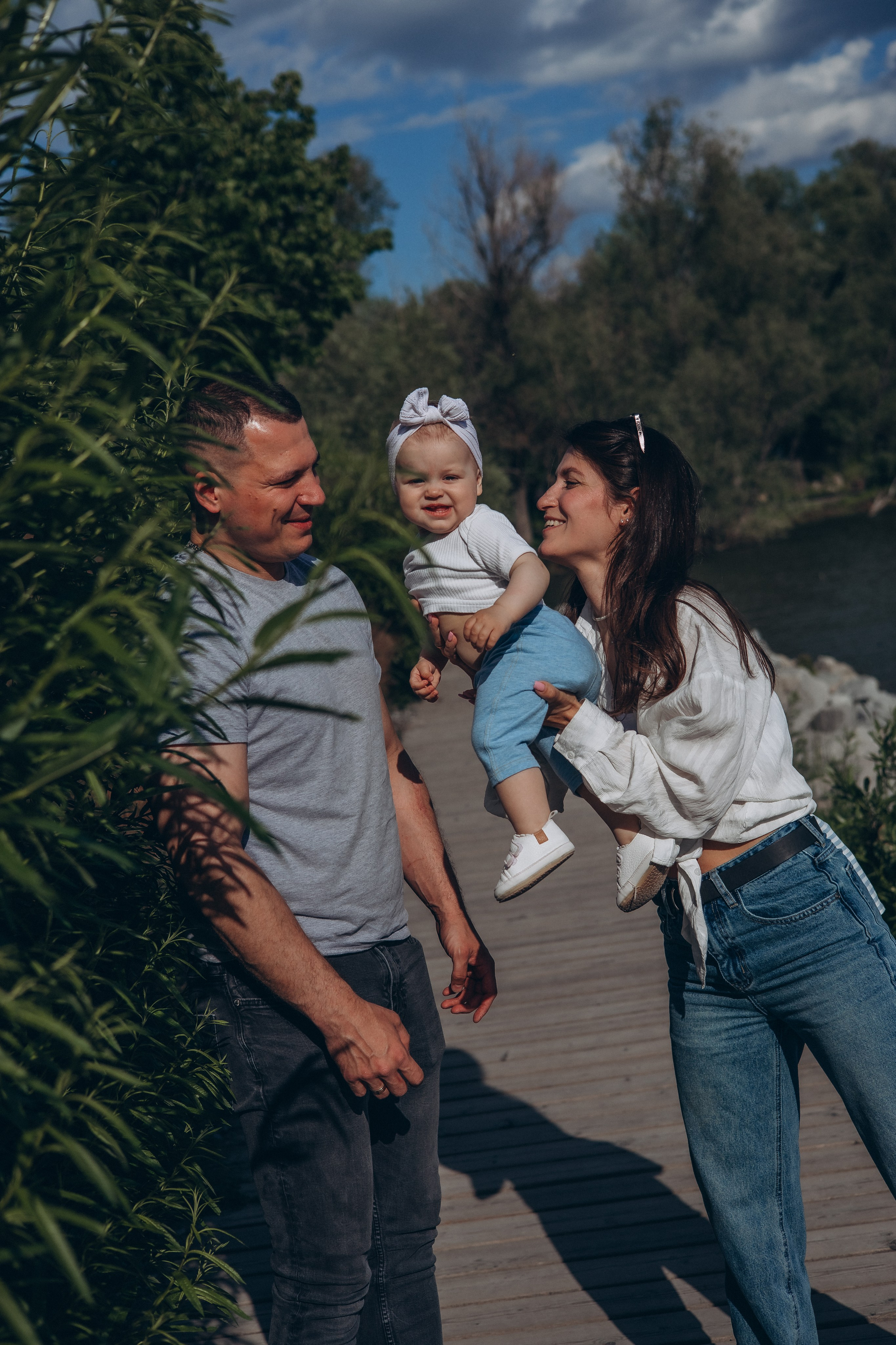 Семейная прогулка. Европейский берег. Семейный, детский, женский фотограф в Новосибирске Оля Борисова