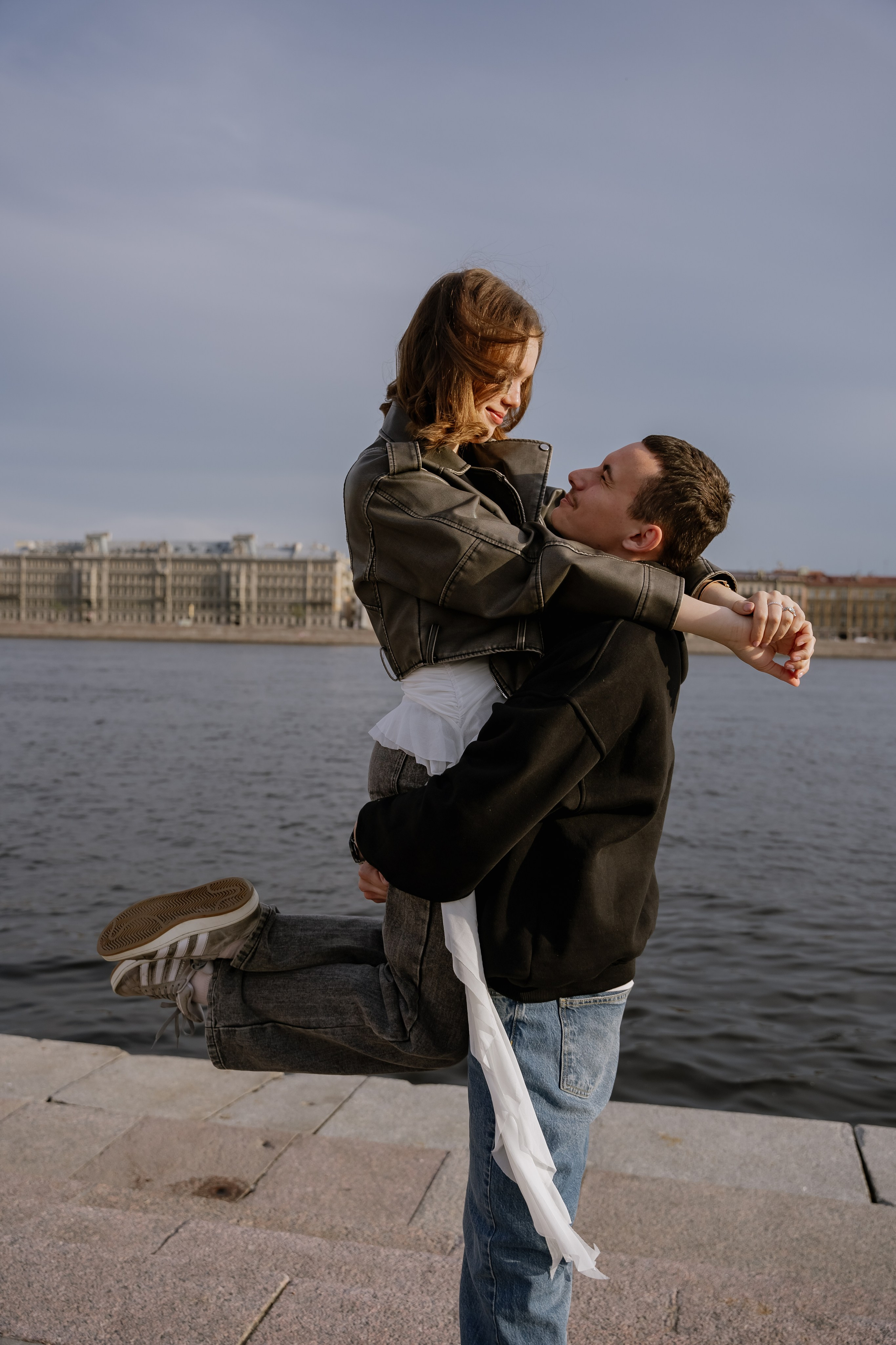 Прогулка у Невы