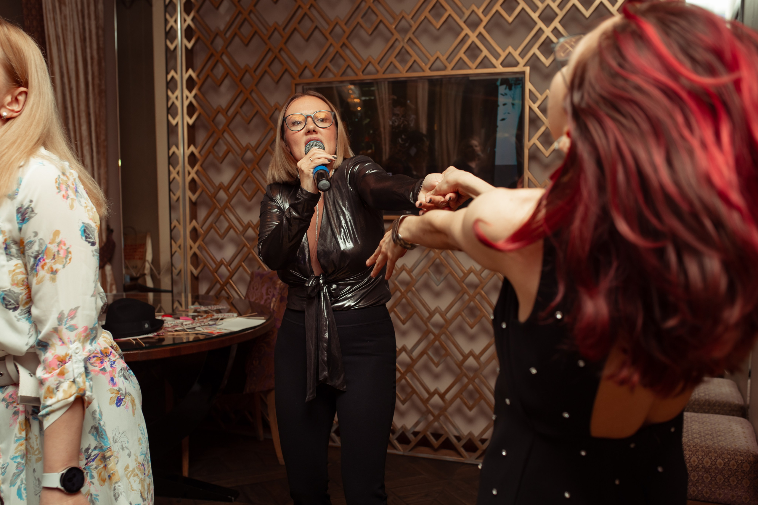 Юбилей в караоке. Семейный и детский фотограф в Москве Дорогова Екатерина