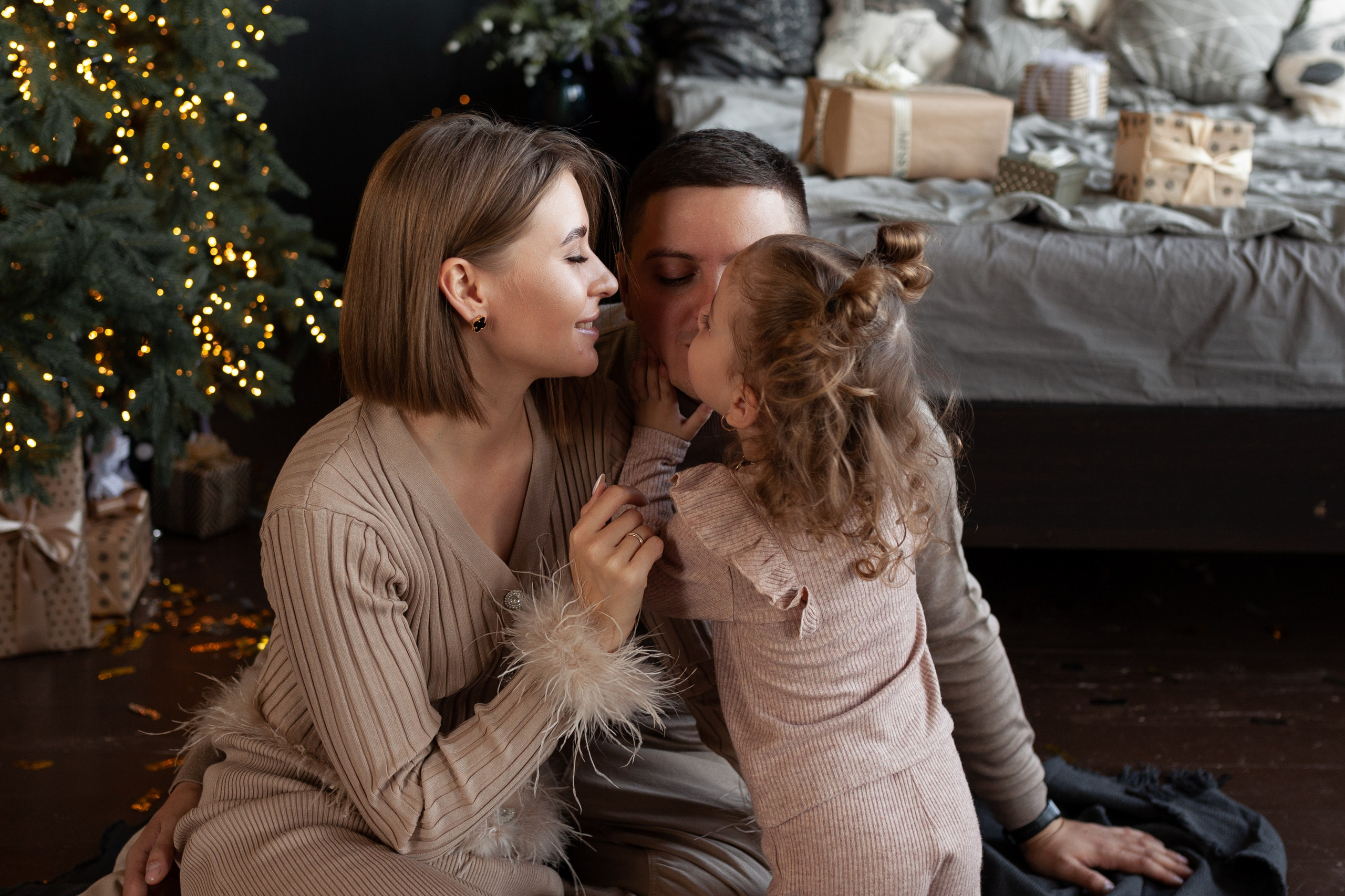Семейная новогодняя. Семейный и женский фотограф, стильный репортаж в г. Новосибирск