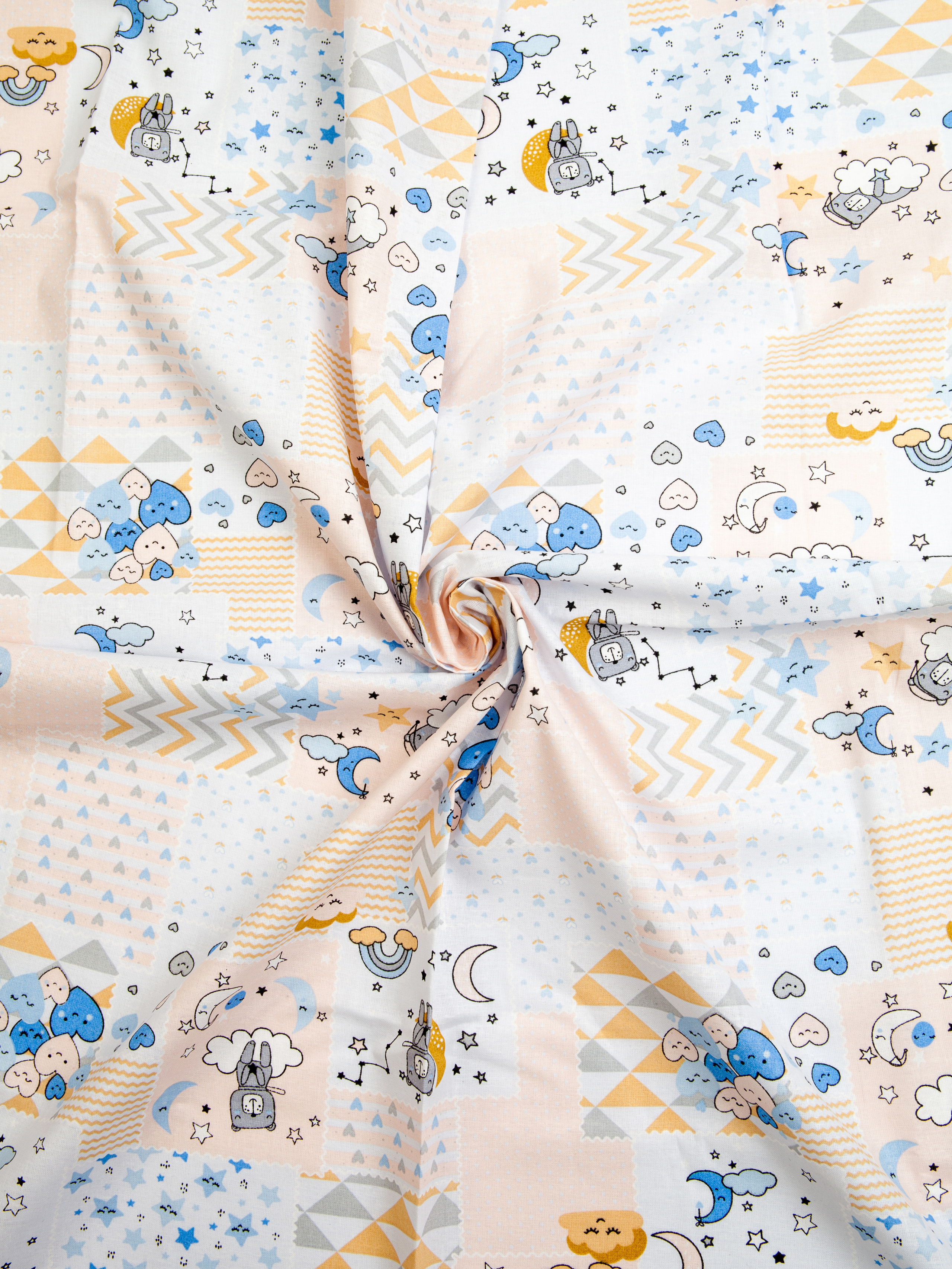 ПОСТЕЛЬНОЕ БЕЛЬЕ, ПЕЛЕНКИ, ДЕТСКОЕ БЕЛЬЕ И Т.Д. Фотограф и видеограф в Санкт-Петербурге Прилепин Слава