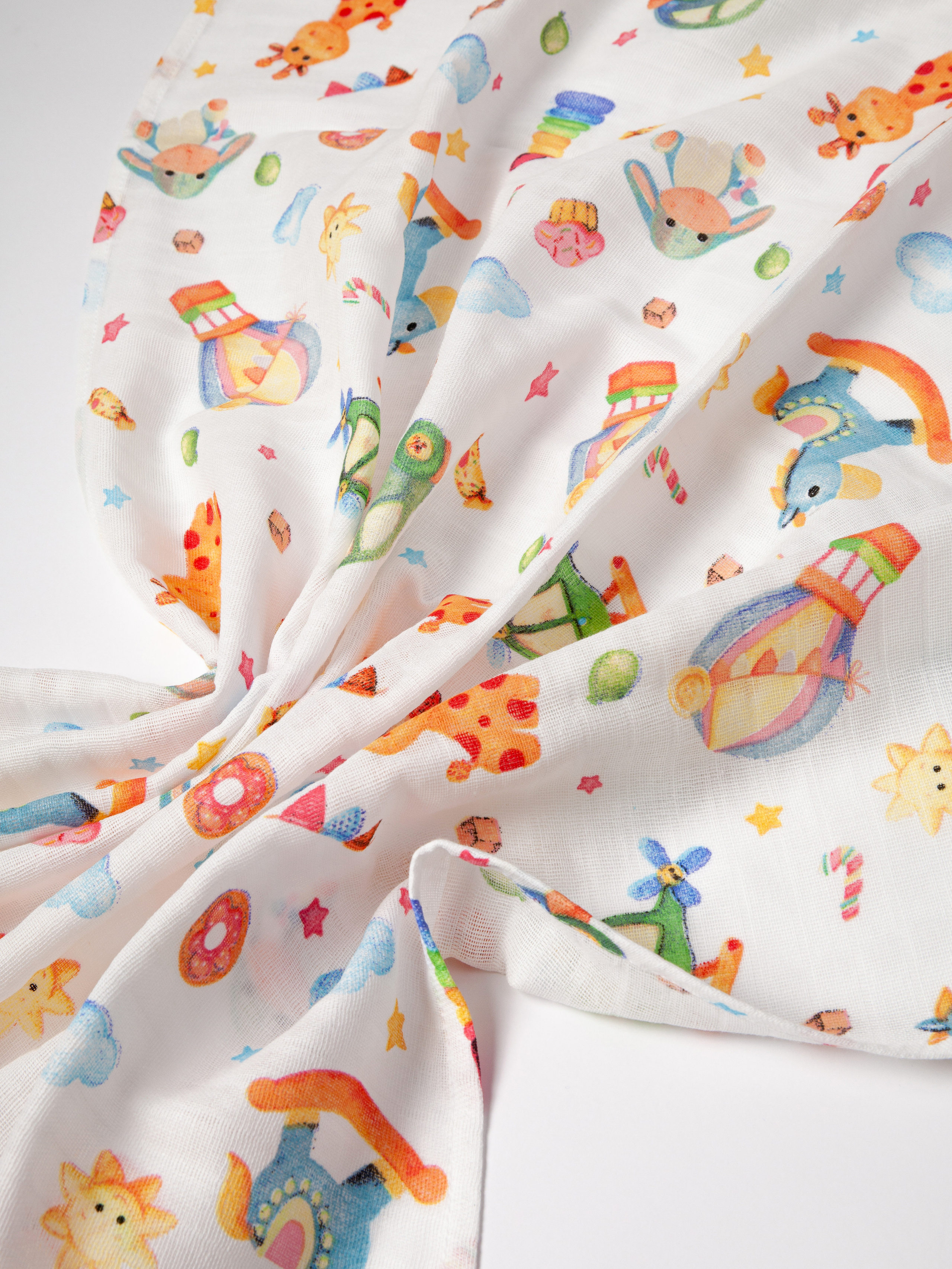 ПОСТЕЛЬНОЕ БЕЛЬЕ, ПЕЛЕНКИ, ДЕТСКОЕ БЕЛЬЕ И Т.Д. Фотограф и видеограф в Санкт-Петербурге Прилепин Слава