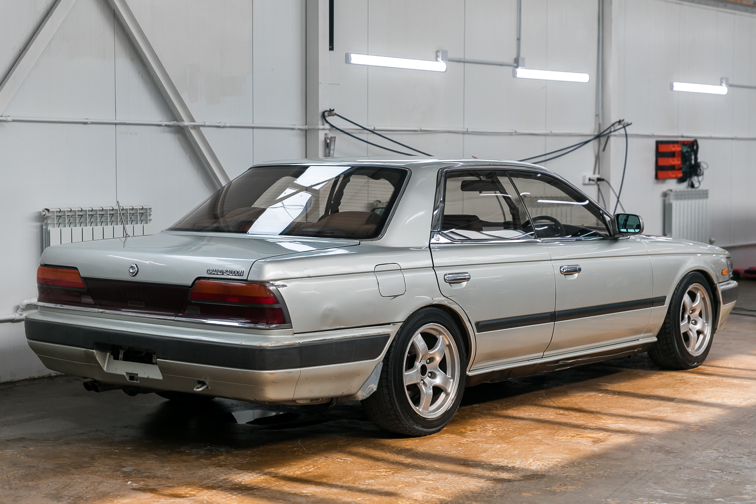 Nissan Laurel. Фотограф в на Пхукете Сергей Войлоков
