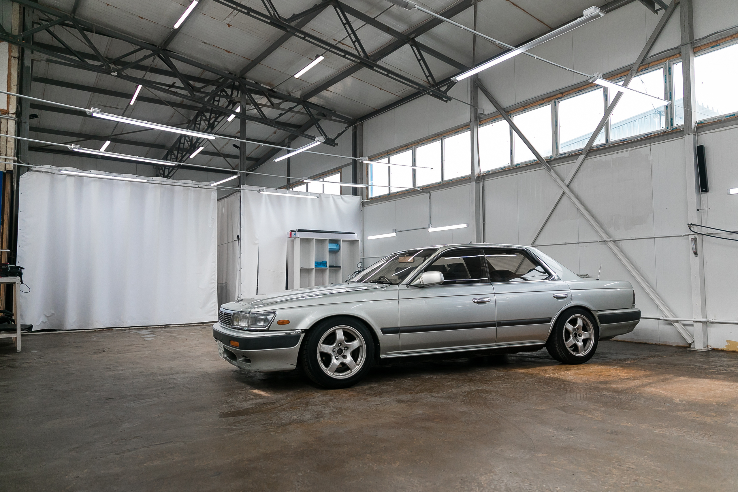 Nissan Laurel. Фотограф в на Пхукете Сергей Войлоков