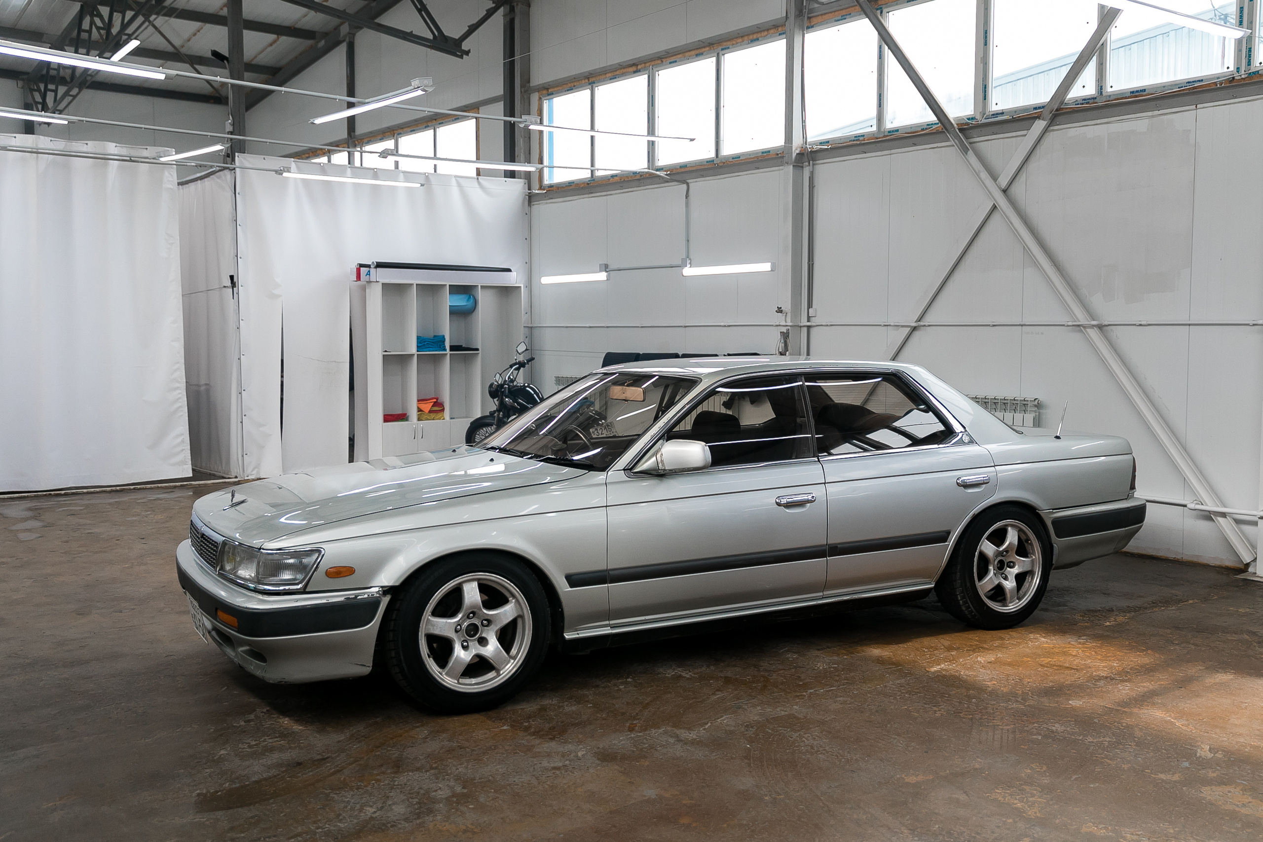 Nissan Laurel. Фотограф в на Пхукете Сергей Войлоков