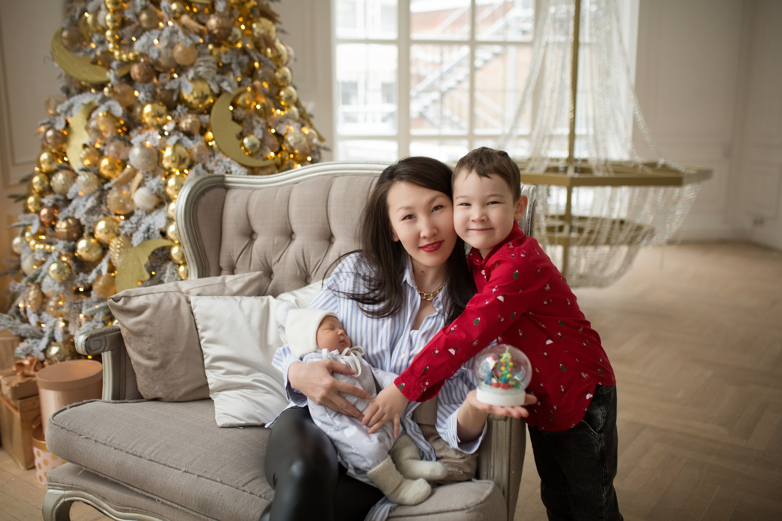 Ника, Родион и Рома. Фотограф на Крещение, семейный фотограф в Москве