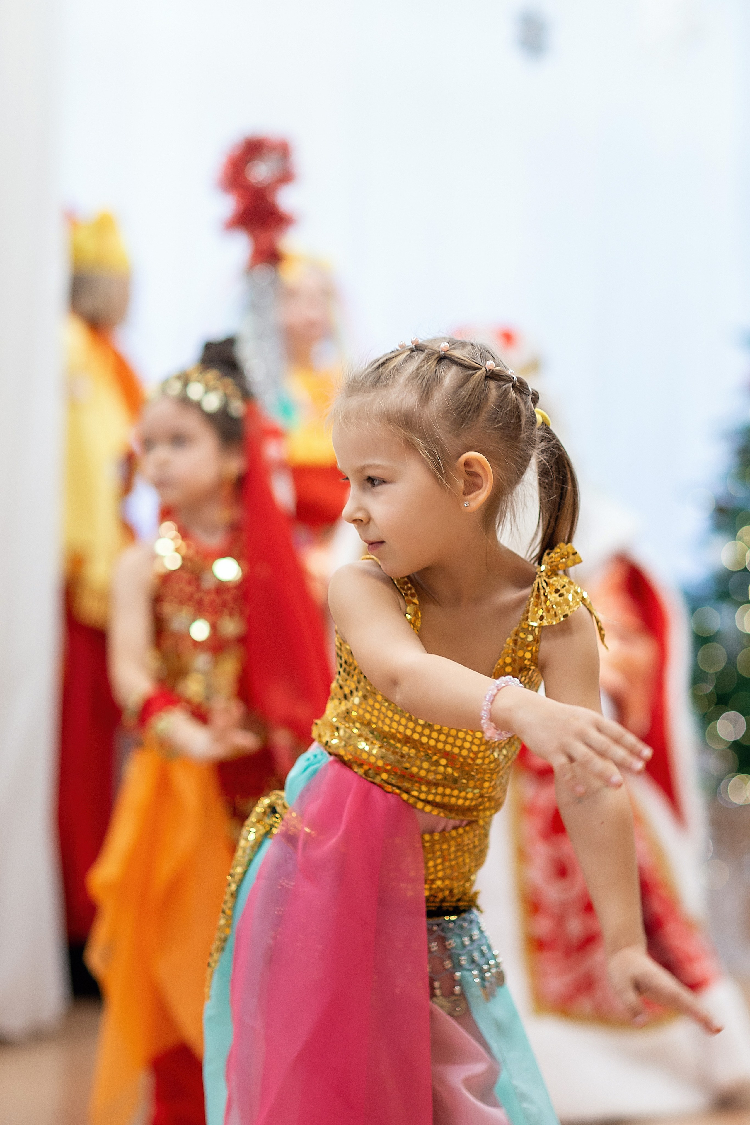 Утренник_"Веселый балаганчик» 2024. Семейный фотограф в Санкт-Петербурге