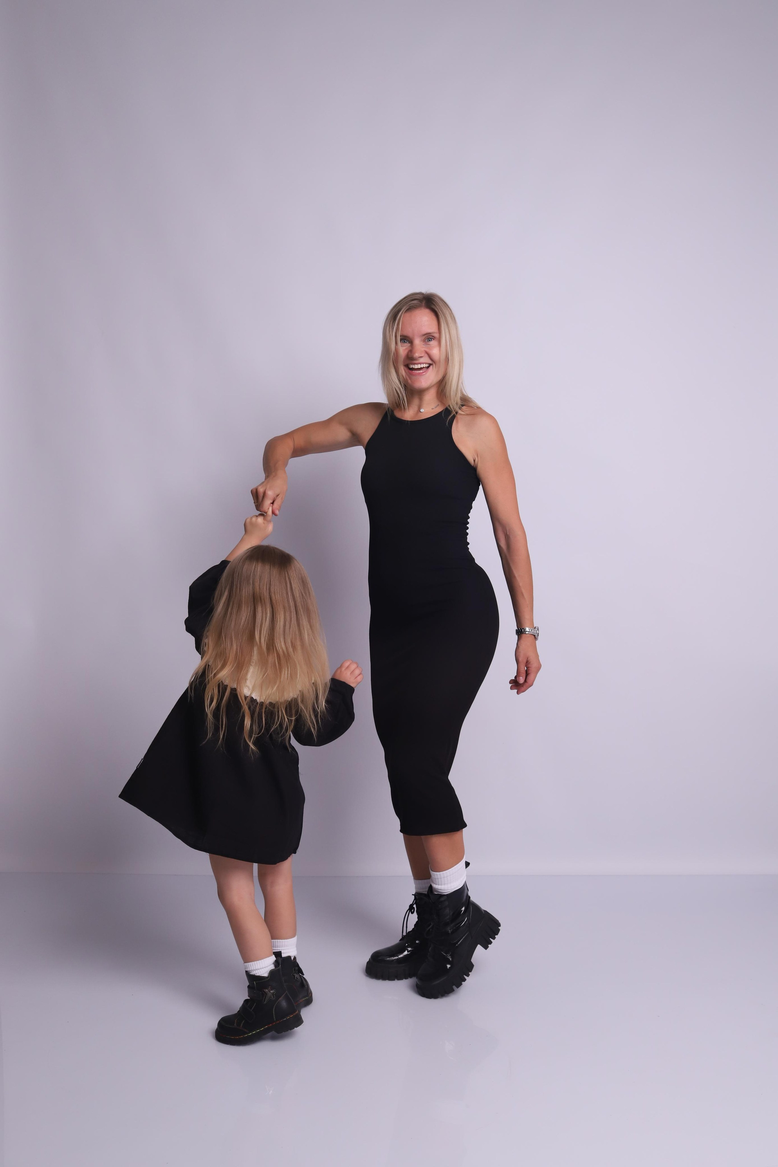 Реальные фотографии наших гостей. Фотостудия самообслуживания. Студия без фотографа в Твери