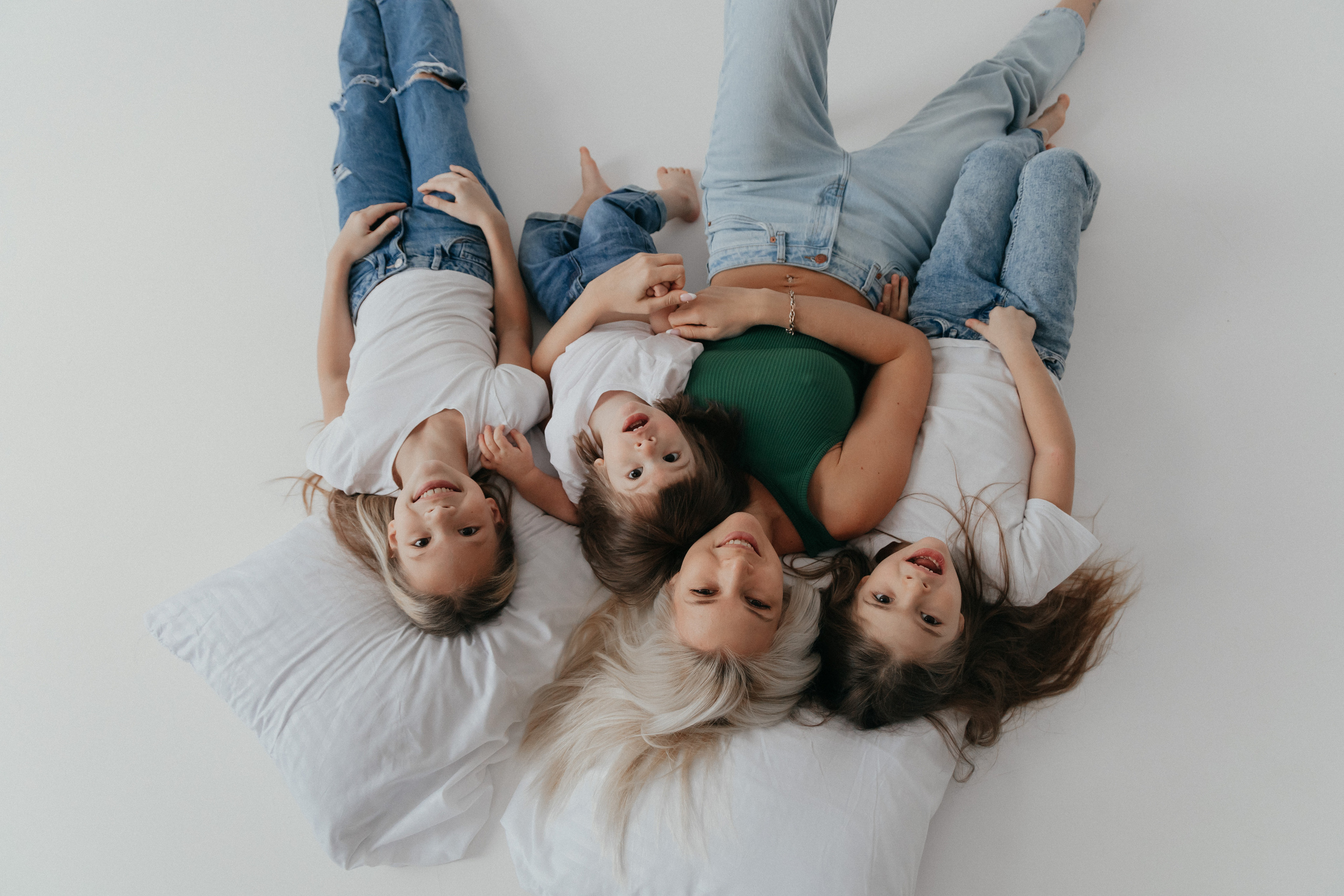 Саша Вика Ева и Максим. Ваш фотограф в г. Волгоград и по всей России Севастьянова Ульяна