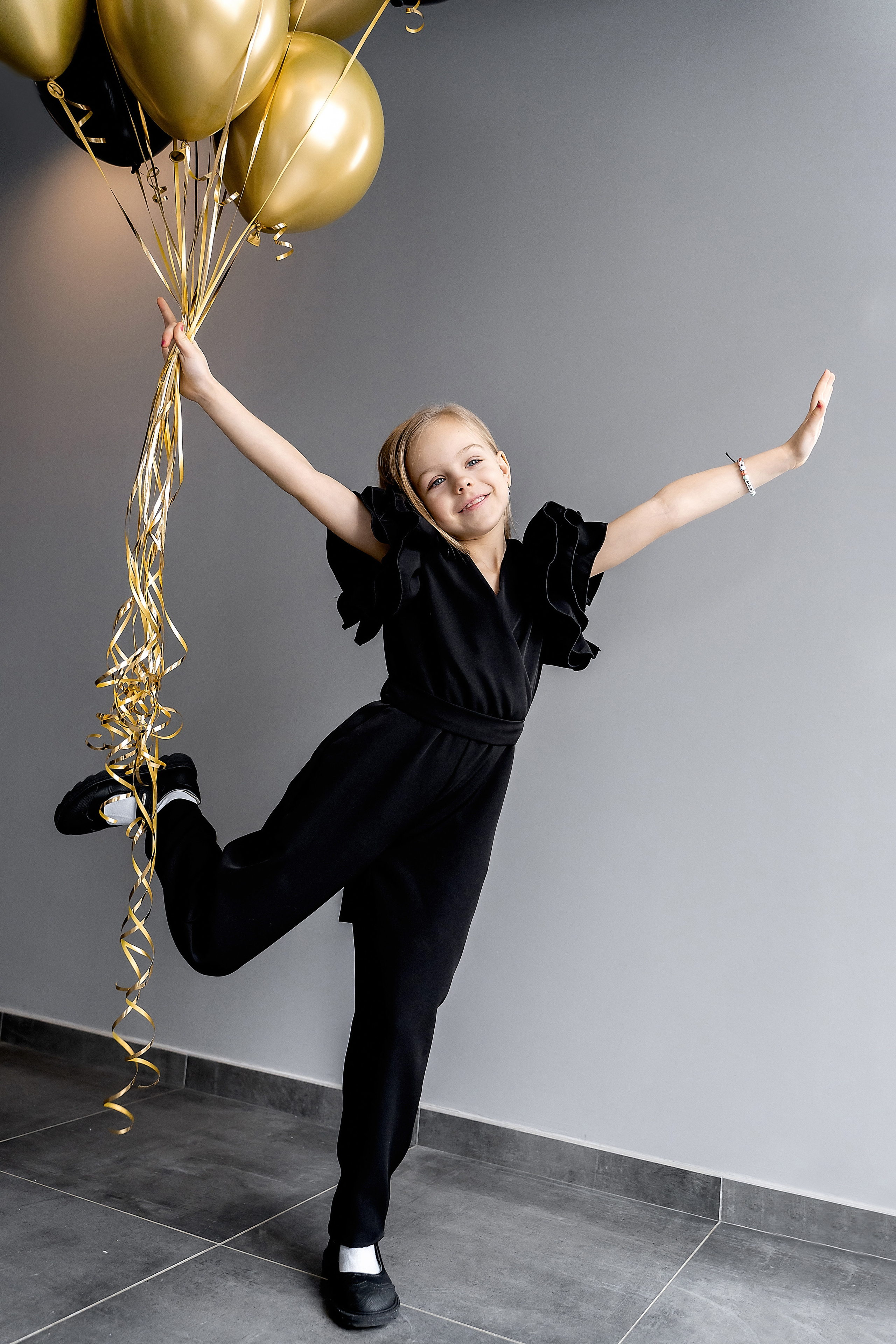 Фотограф на детский день рождения в Москве. Детский фотограф в Москве. Детский фотограф в Видном. День рождения. Фотосессия в день рождения. Семейная фотосессия. Контент-фотосессия. Душевный фотограф. Стильная детская фотосессия. 