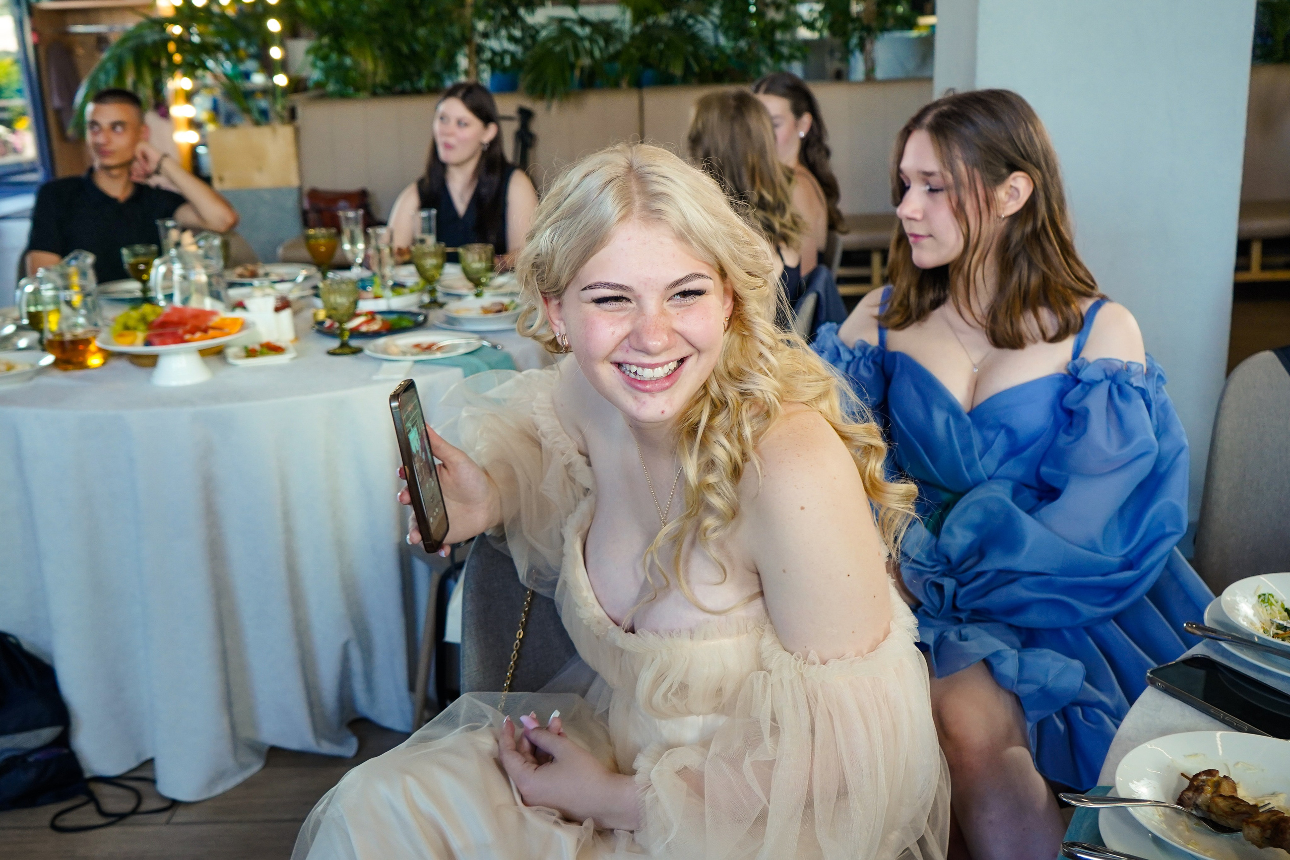 Выпускной вечер, гимназия № 40, 9 класс. Семейный и портретный фотограф в Екатеринбурге Анна Лобанова