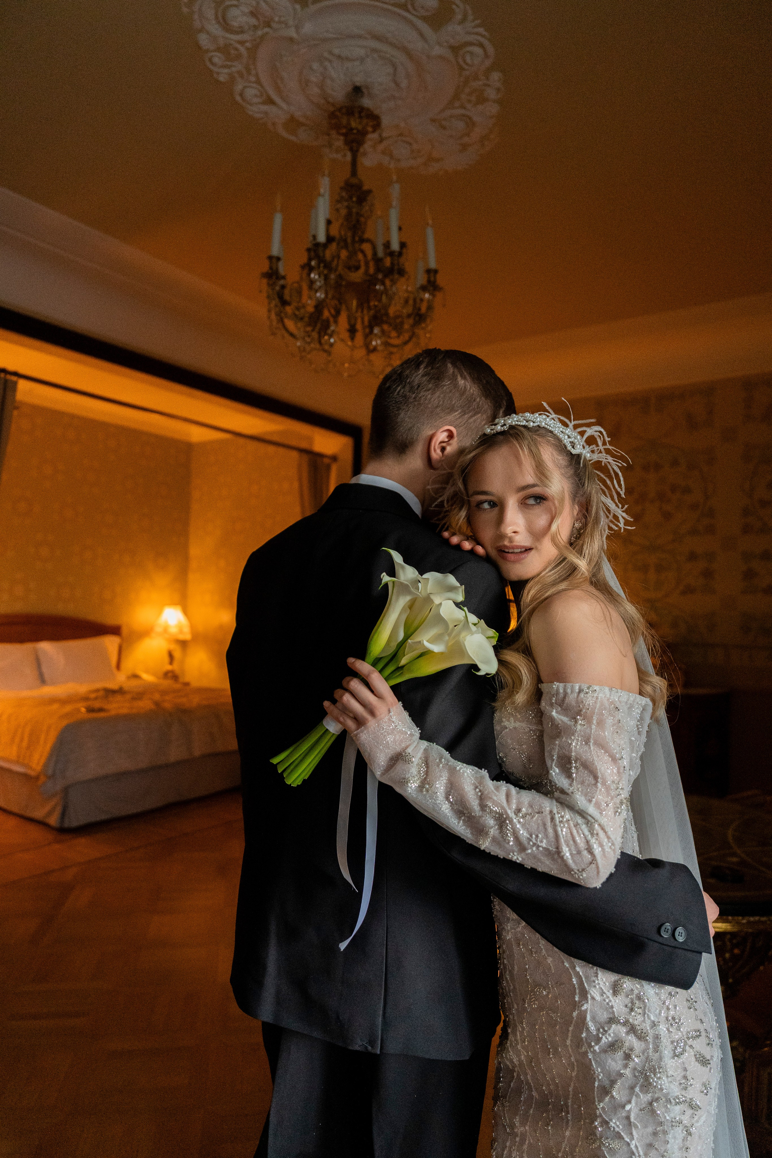 Свадебная фотосессия в отеле Метрополь. Свадебный фотограф в Москве Анна Полушина
