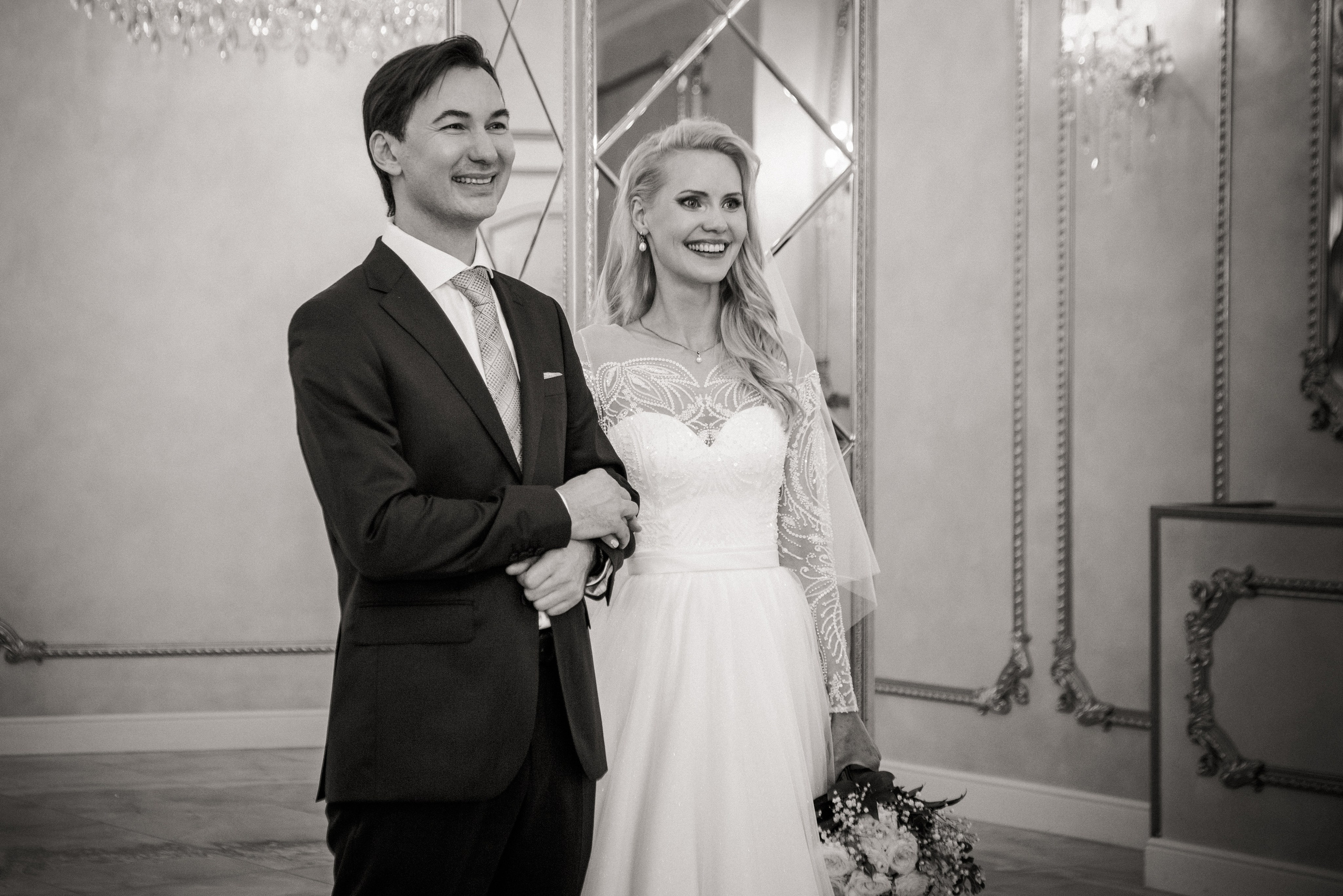 Свадебная фотосессия на ВДНХ. Свадебный и семейный фотограф в Москве и Подмосковье Лариса Козлова