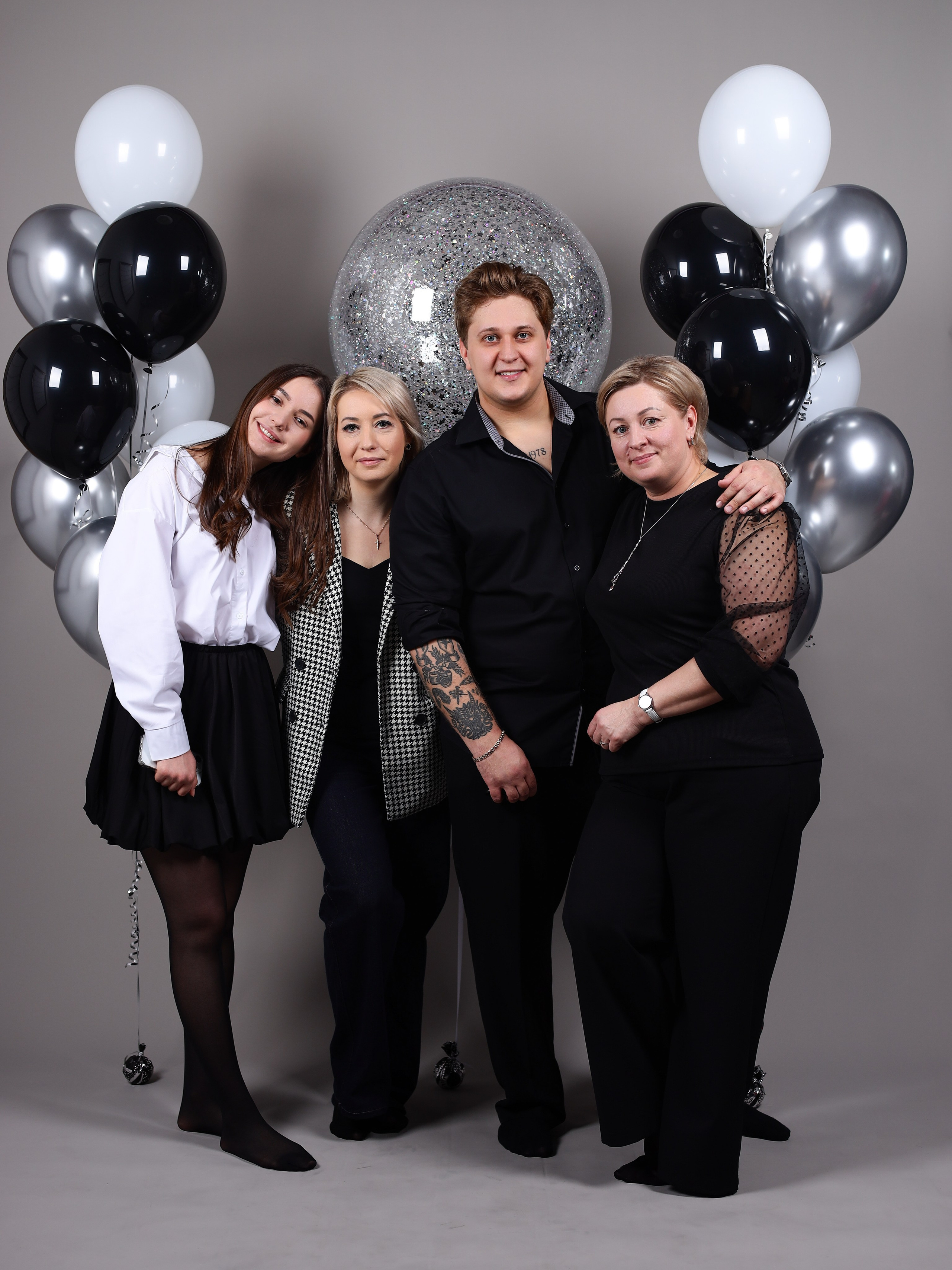 Открытие «фотограф уволен». Фотостудия без фотографа Чехов. Первая студия автопортрета в Чехове