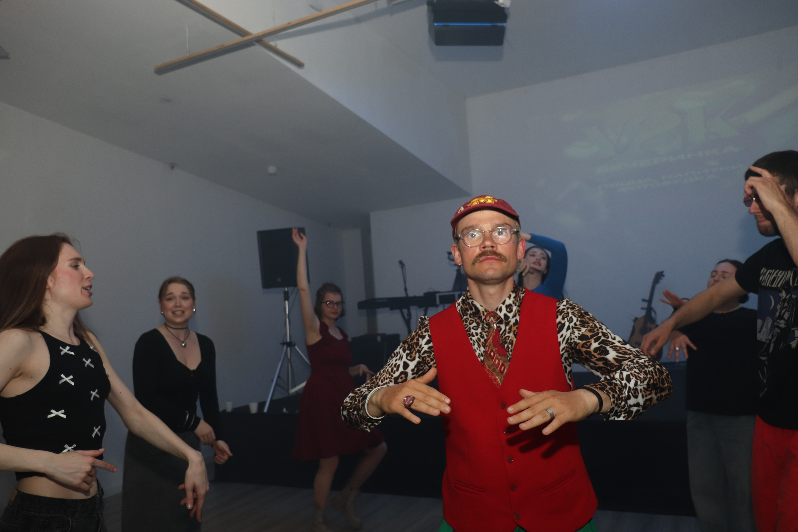 Дискотека 90х молодёжного «клуба 52». Ивентный фотограф в Санкт-Петербурге Олег Комков