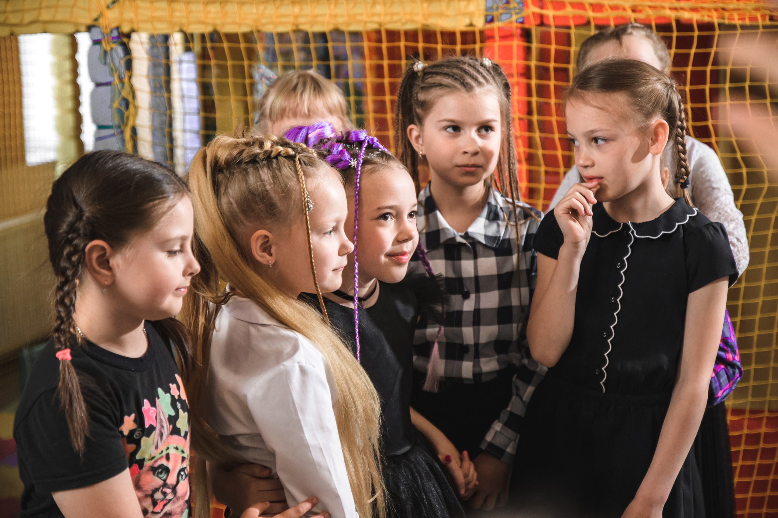 День Рождения в стиле Венсдей, кафе Алиса, Озёрный. Фотограф/Тортодел Семёнова Анастасия