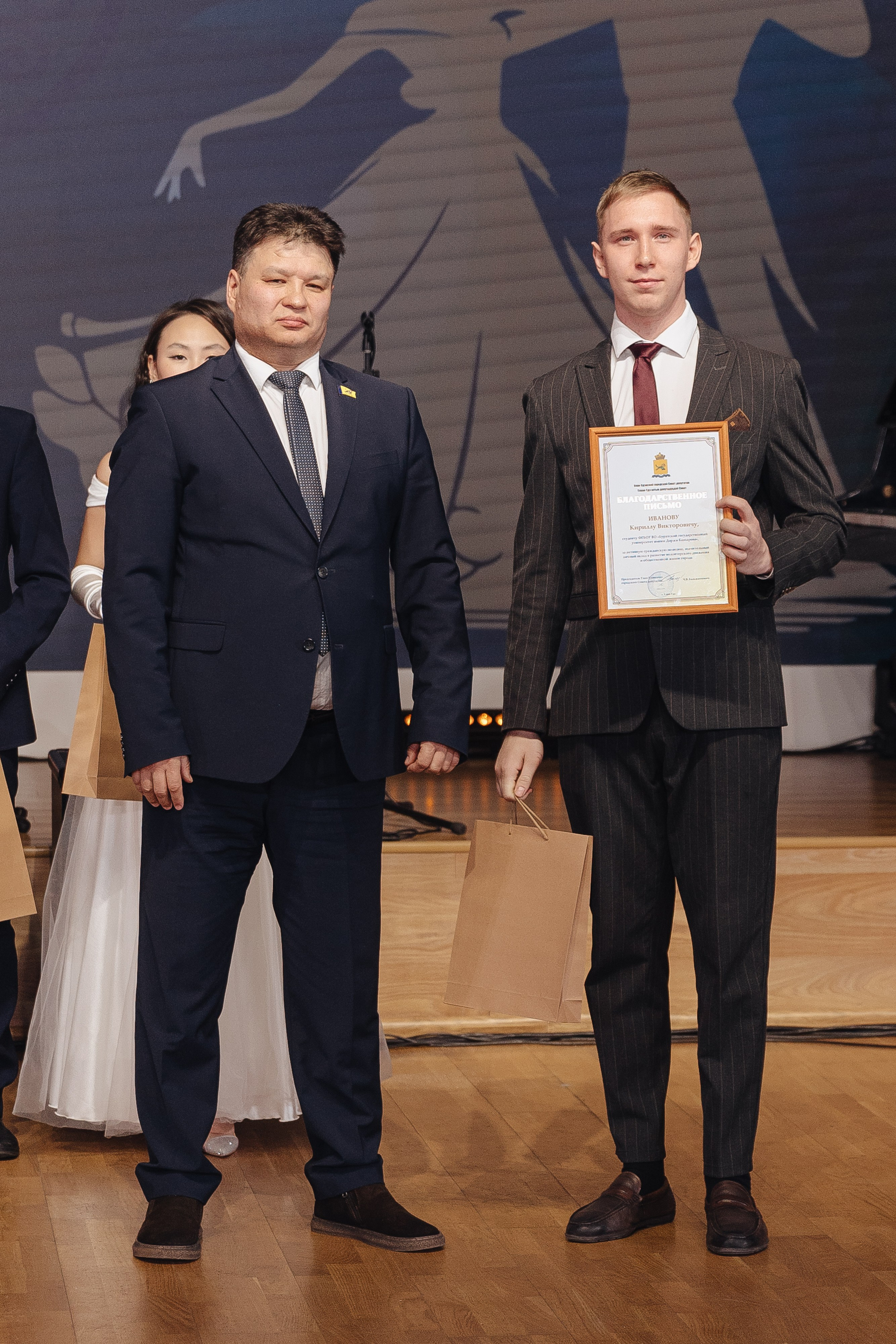 Студенческий бал. Свадебный и семейный фотограф в Улан-Удэ