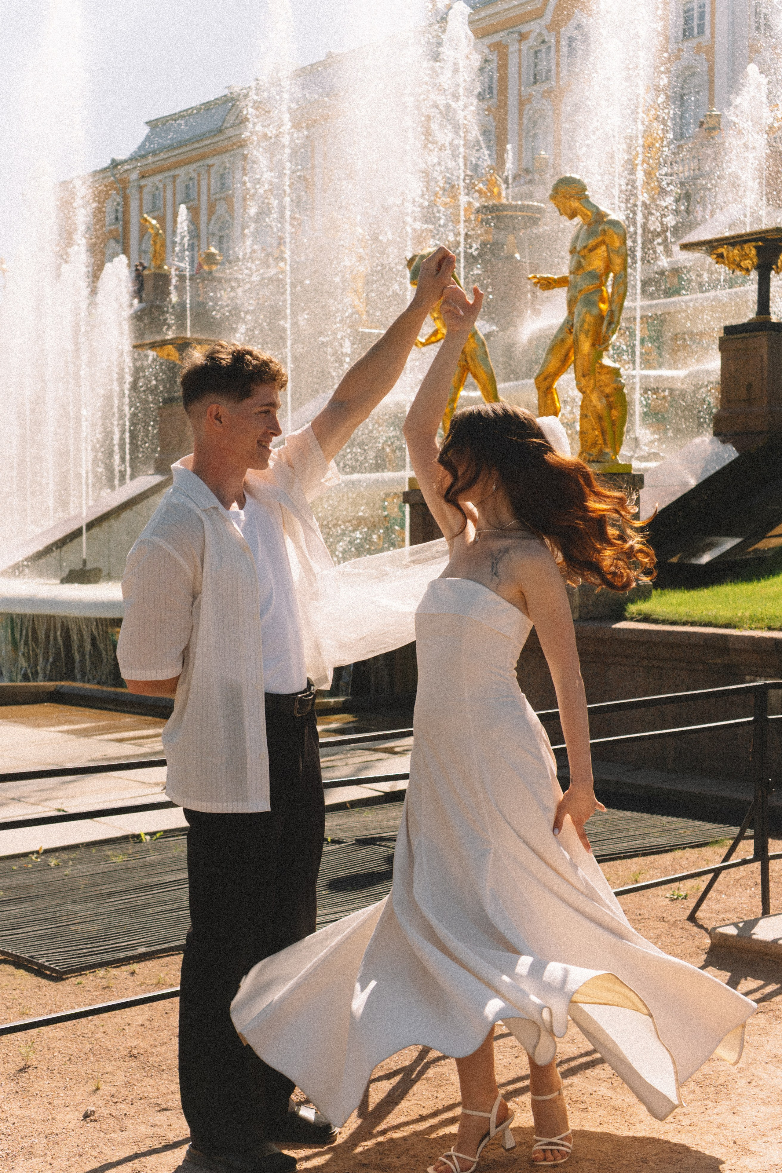 СВАДЕБНАЯ СЬЕМКА В ПЕТЕРГОФЕ И СЬЕМКА РЕПОРТАЖА В ЗАГСЕ ПЕТЕРГОФА. Профессиональный фотограф, Санкт-Петербург — Виктория Богомолова