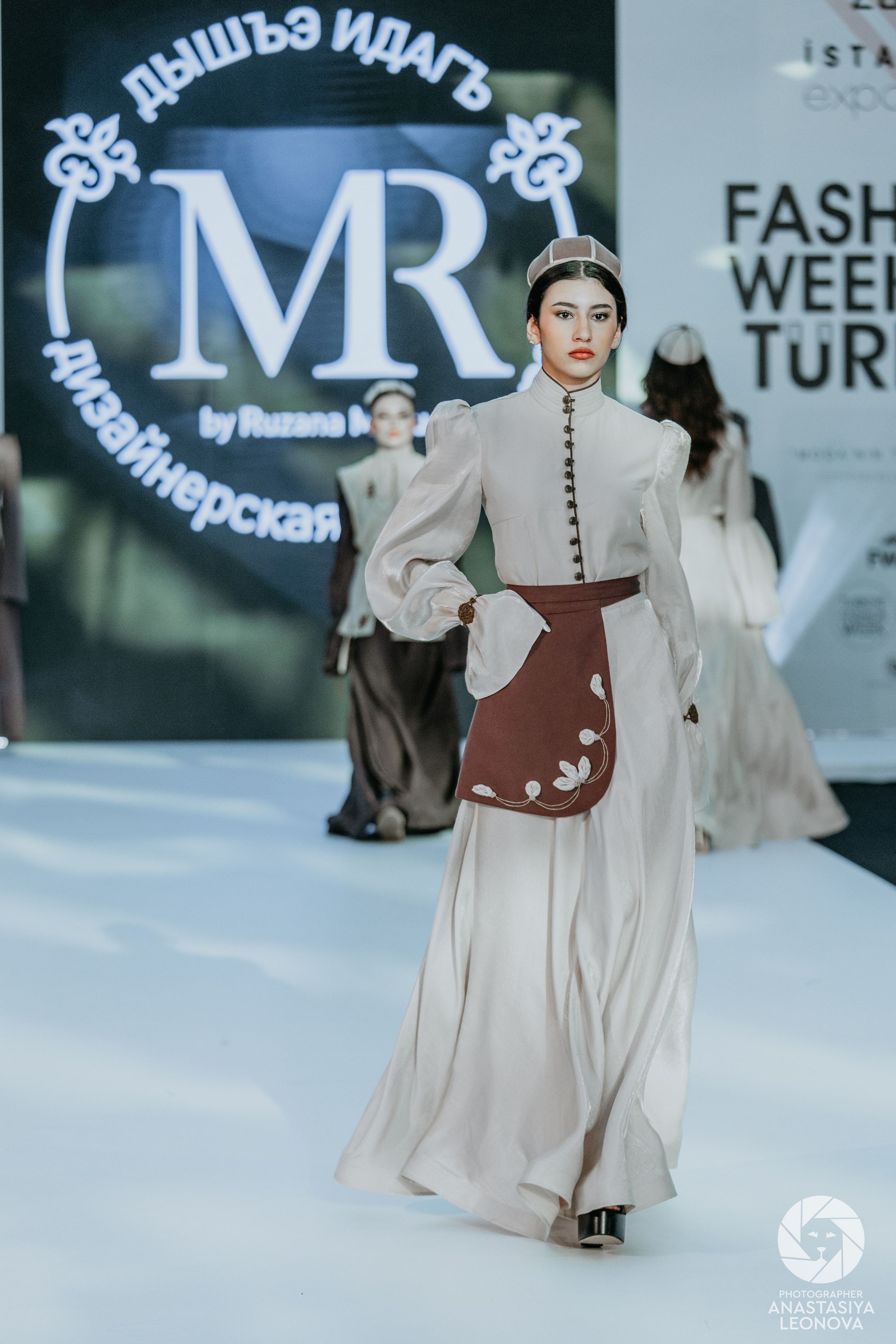 Fashion Week Türkiye [spring, 2025]. Anastasia Leonowa