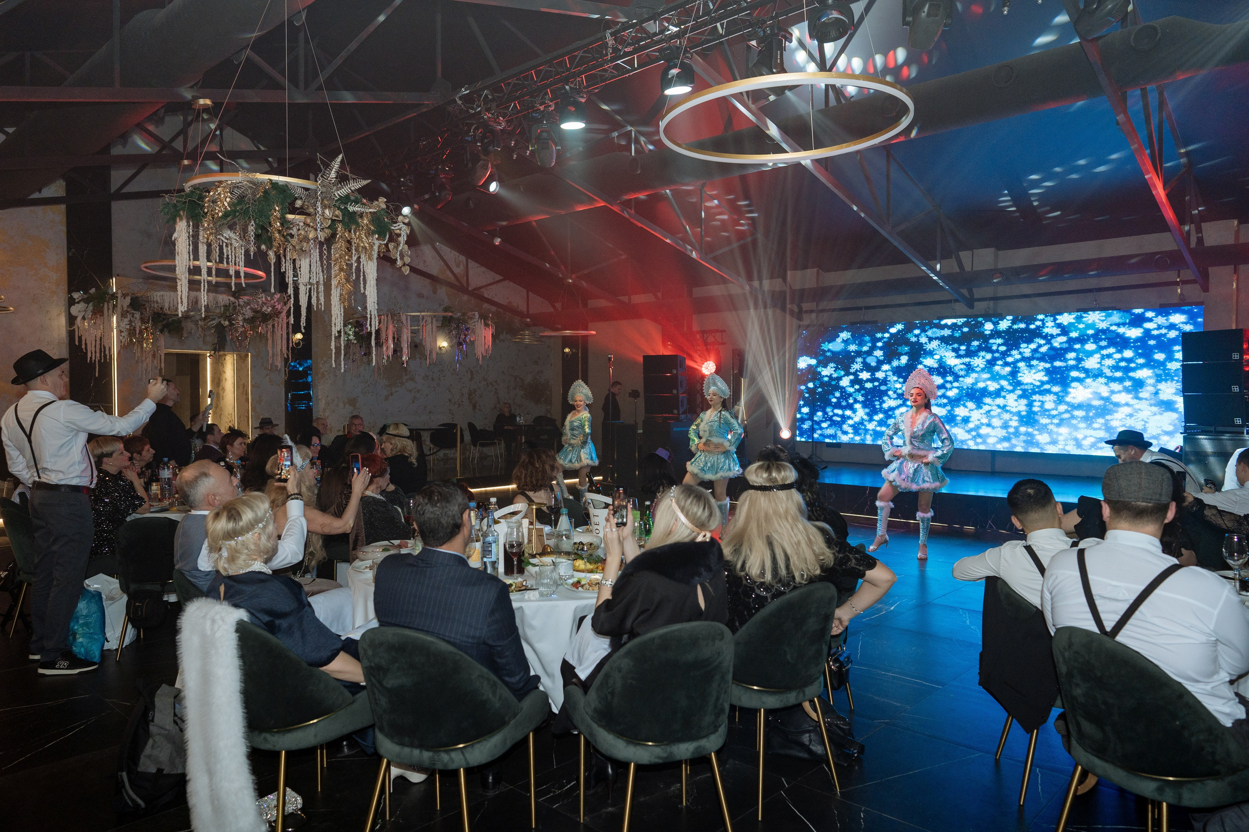 Альбион Тур