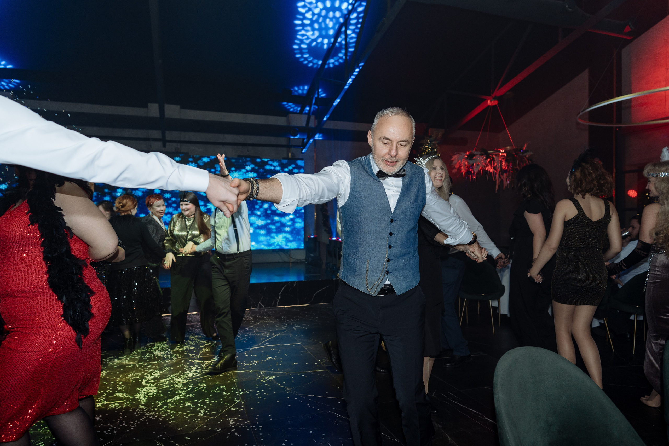 Альбион Тур