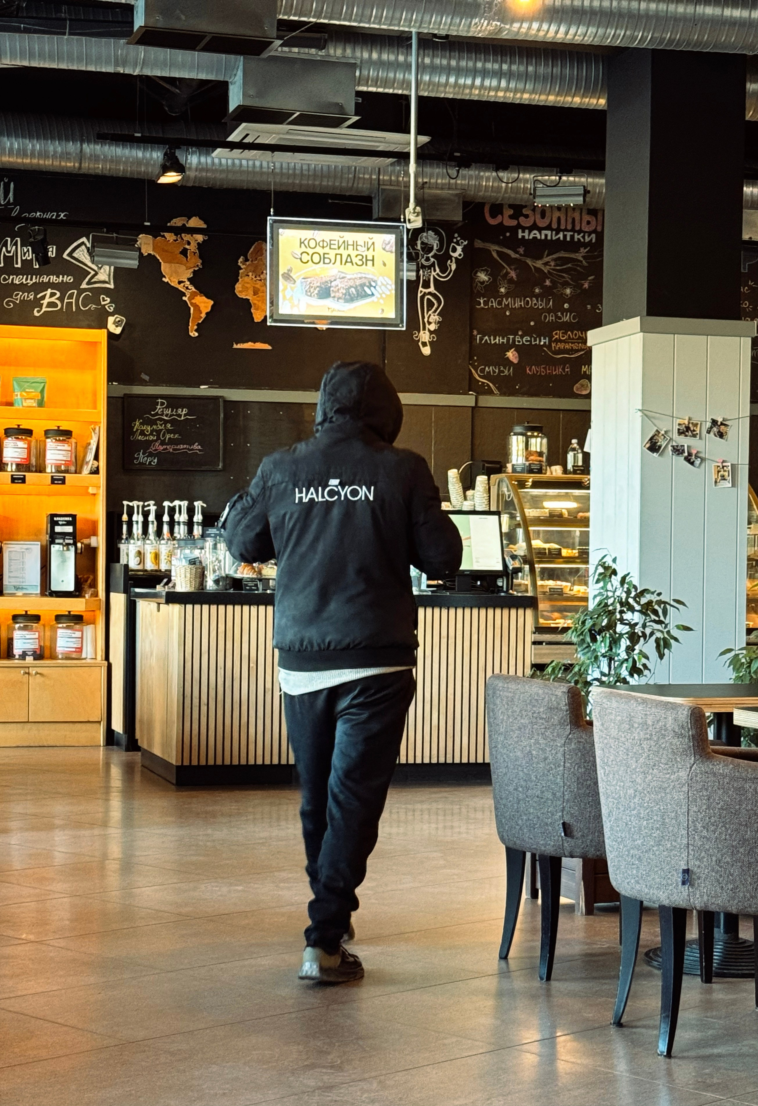 Фотопоток. Проект «Фотокладовка»: блог уличной фотографии в формате street photo