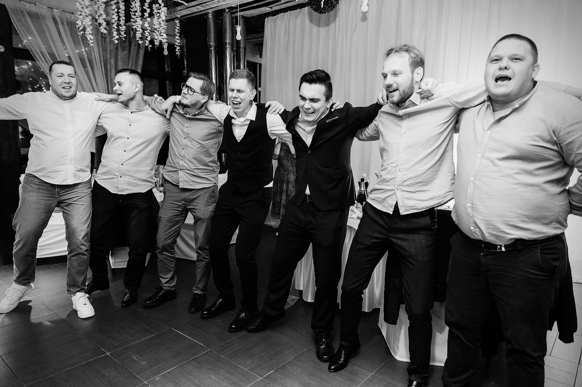 Денис и Екатерина ВДНХ. Свадебный фотограф в Дубне Алексей Фонарёв