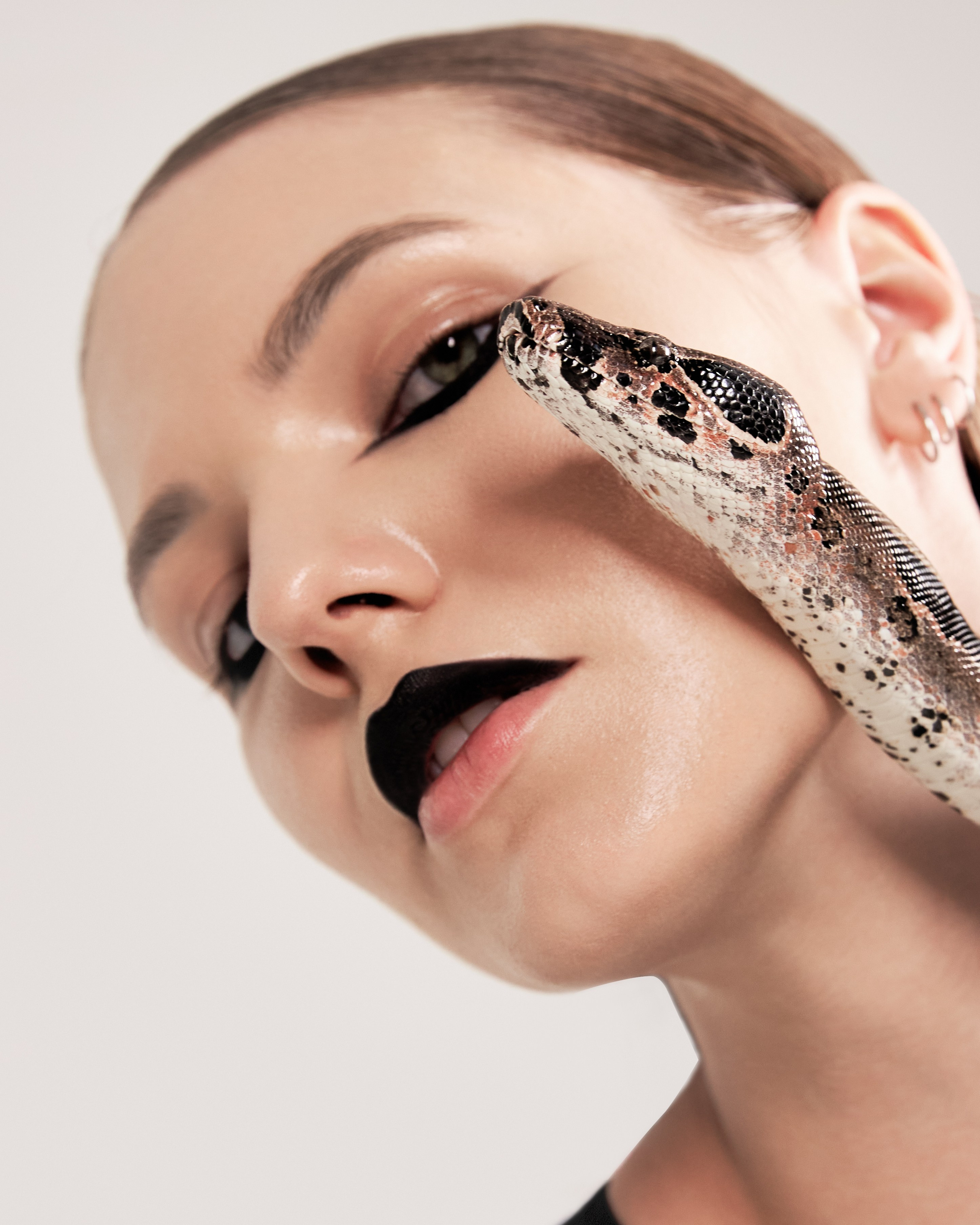 ТВОРЧЕСКОЕ (dark beauty). Предметный фотограф в Краснодаре| Женя Елгина