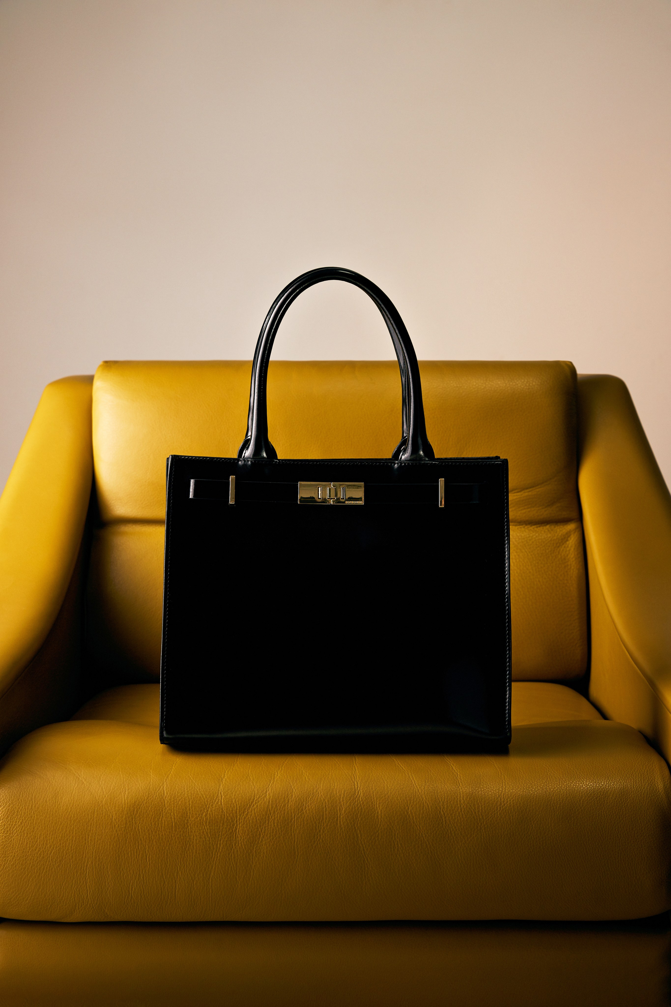 Borbonese Bags. Dolgikh Production team